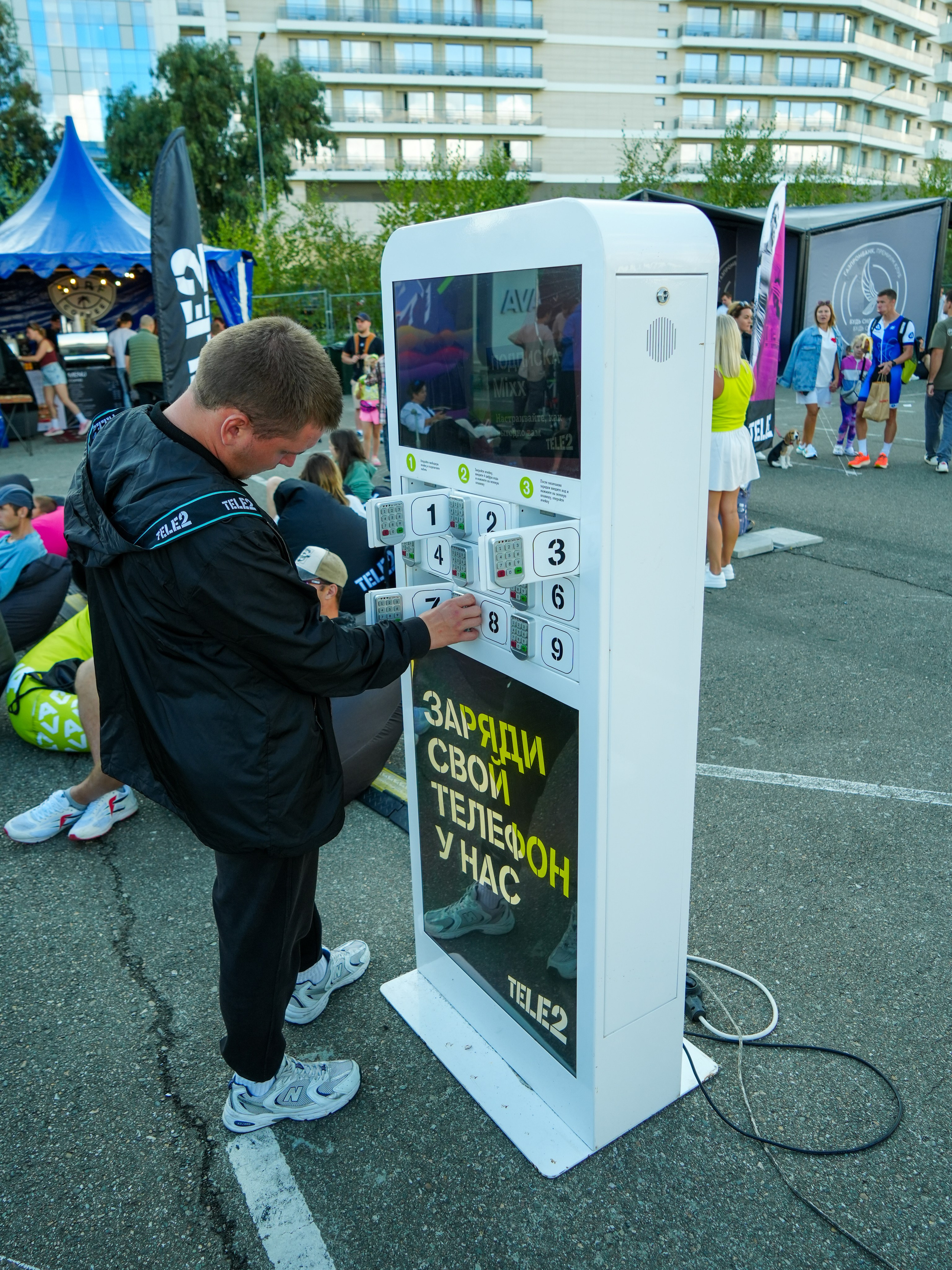 Фотоотчет партнерской интеграции для компании TELE2 на фестивале Ironstar. Репортажный фотограф в Красной Поляне и Сочи Павлюченко Екатерина