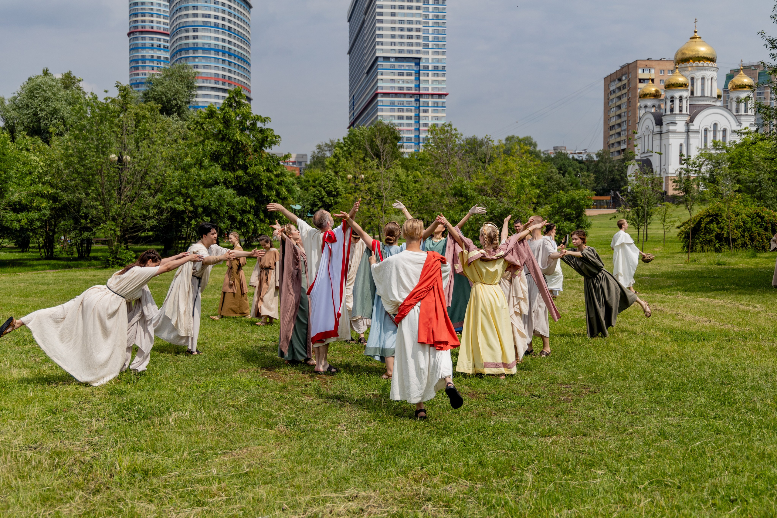 Времена и эпохи 2024. Ростокинский акведук. Площадка Античность. Репортажный, семейный и студийный фотограф в Москве Демин Алексей