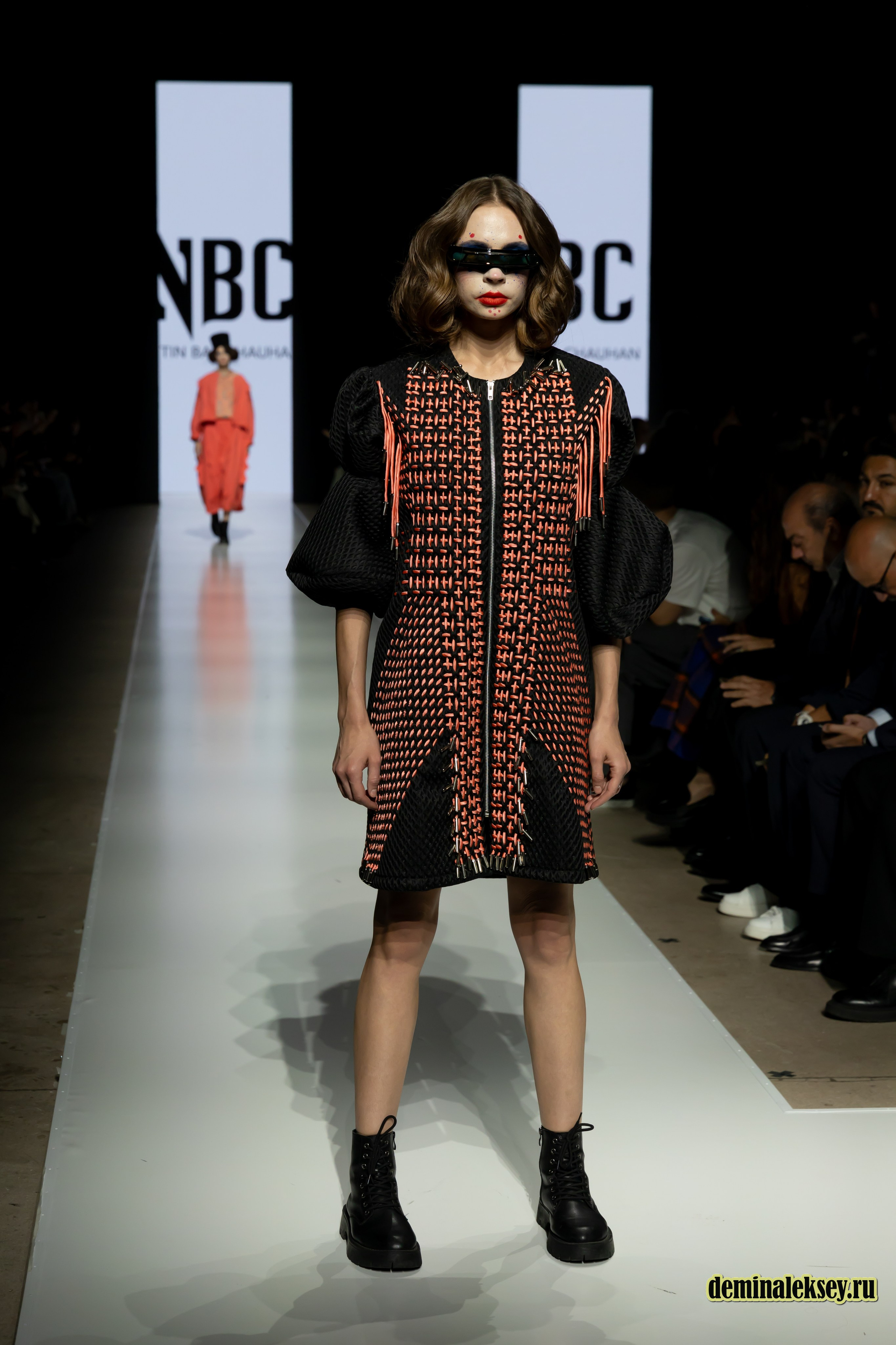 Московская неделя моды 2024 9 октября дизайнер NITIN BAL CHAHUAN presented by Fashion Design Council of India. Репортажный, семейный и студийный фотограф в Москве Демин Алексей