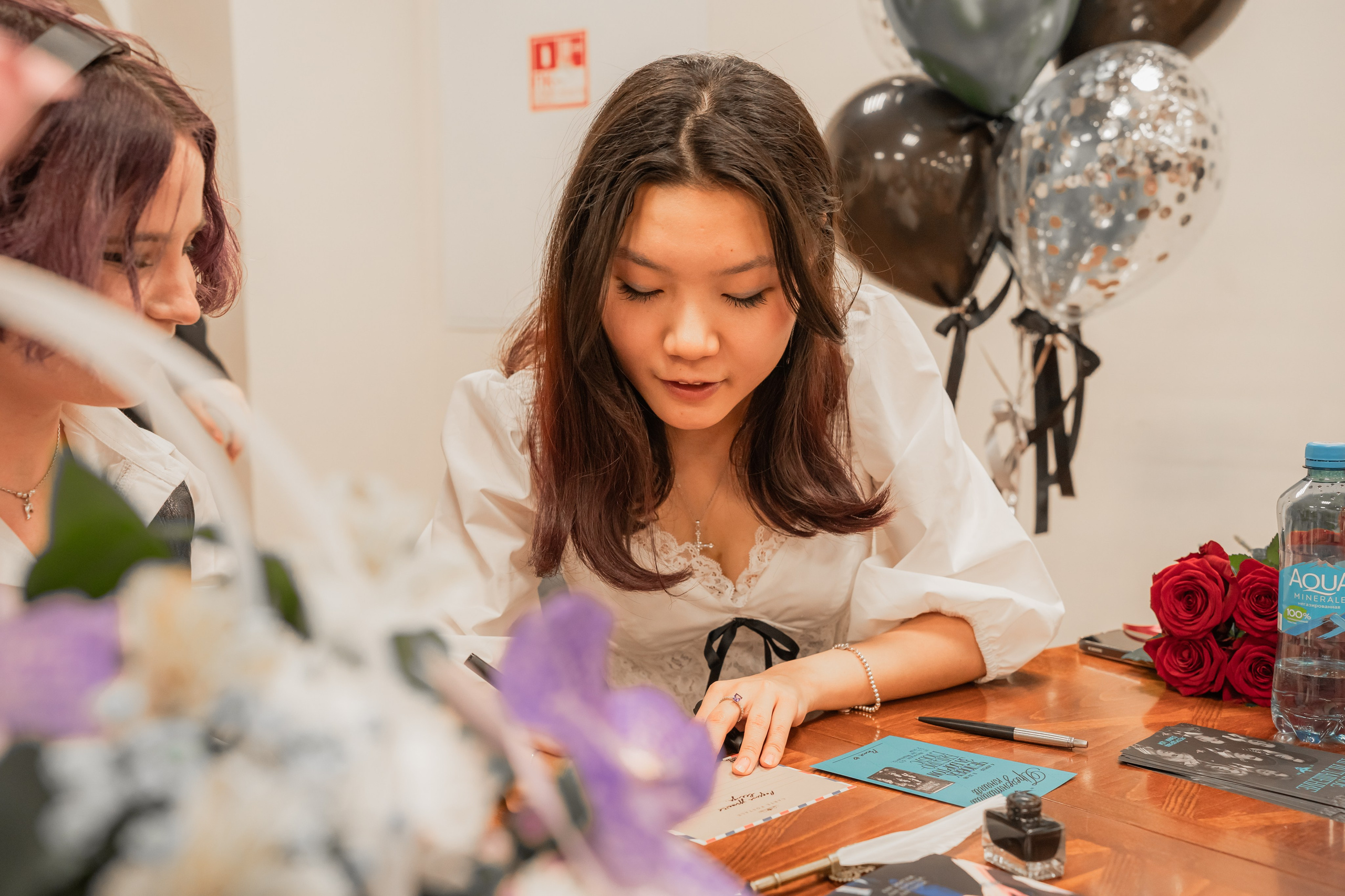 Презентация книги «Человек за бортом», автор София Цой. Репортажный фотограф Анастасия Рубцова