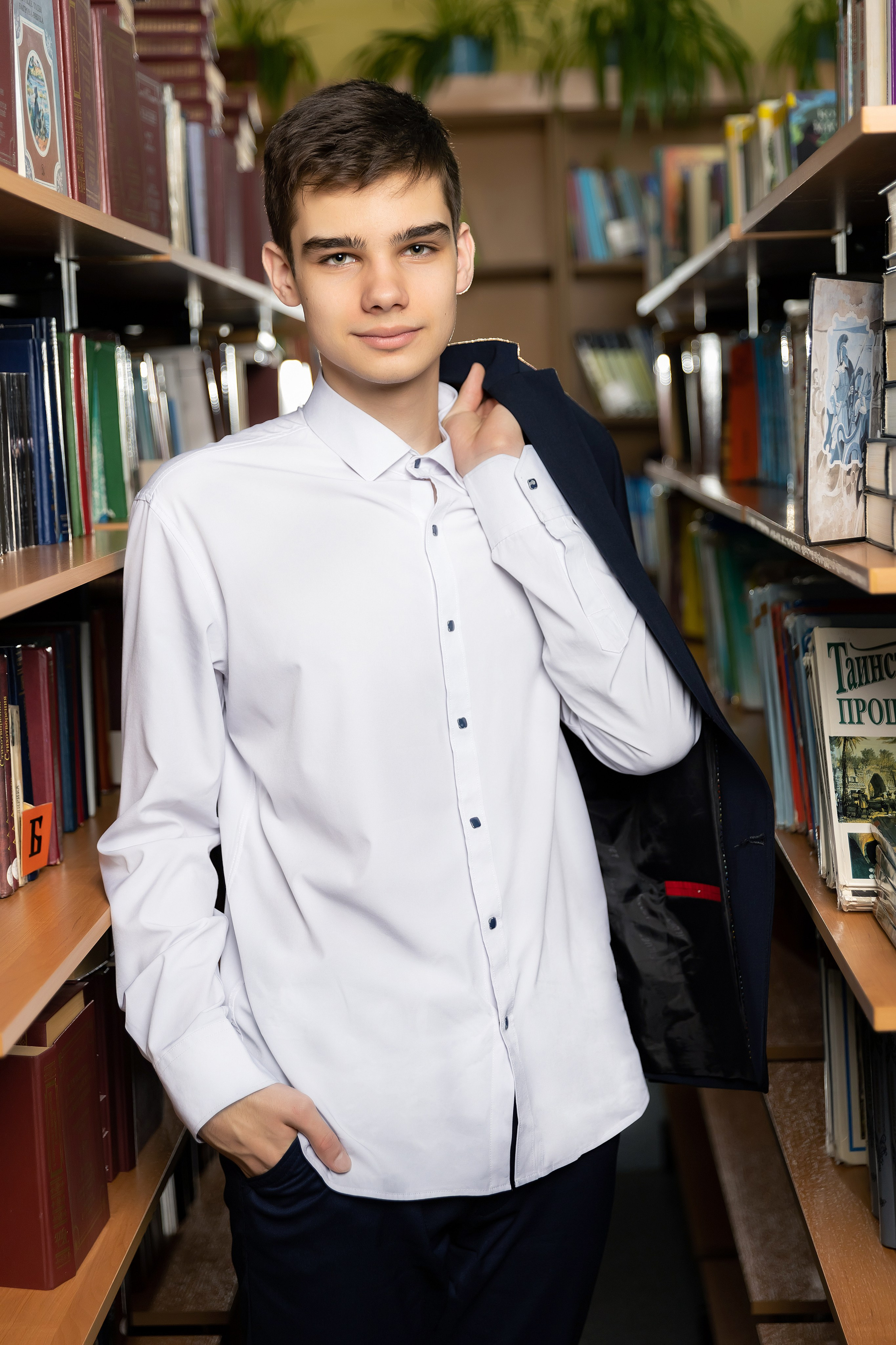 Примеры фото СТАРШИЕ КЛАССЫ. Фотограф Радужный ХМАО, Школьный фотограф, семейный фотограф, выпускной альбом