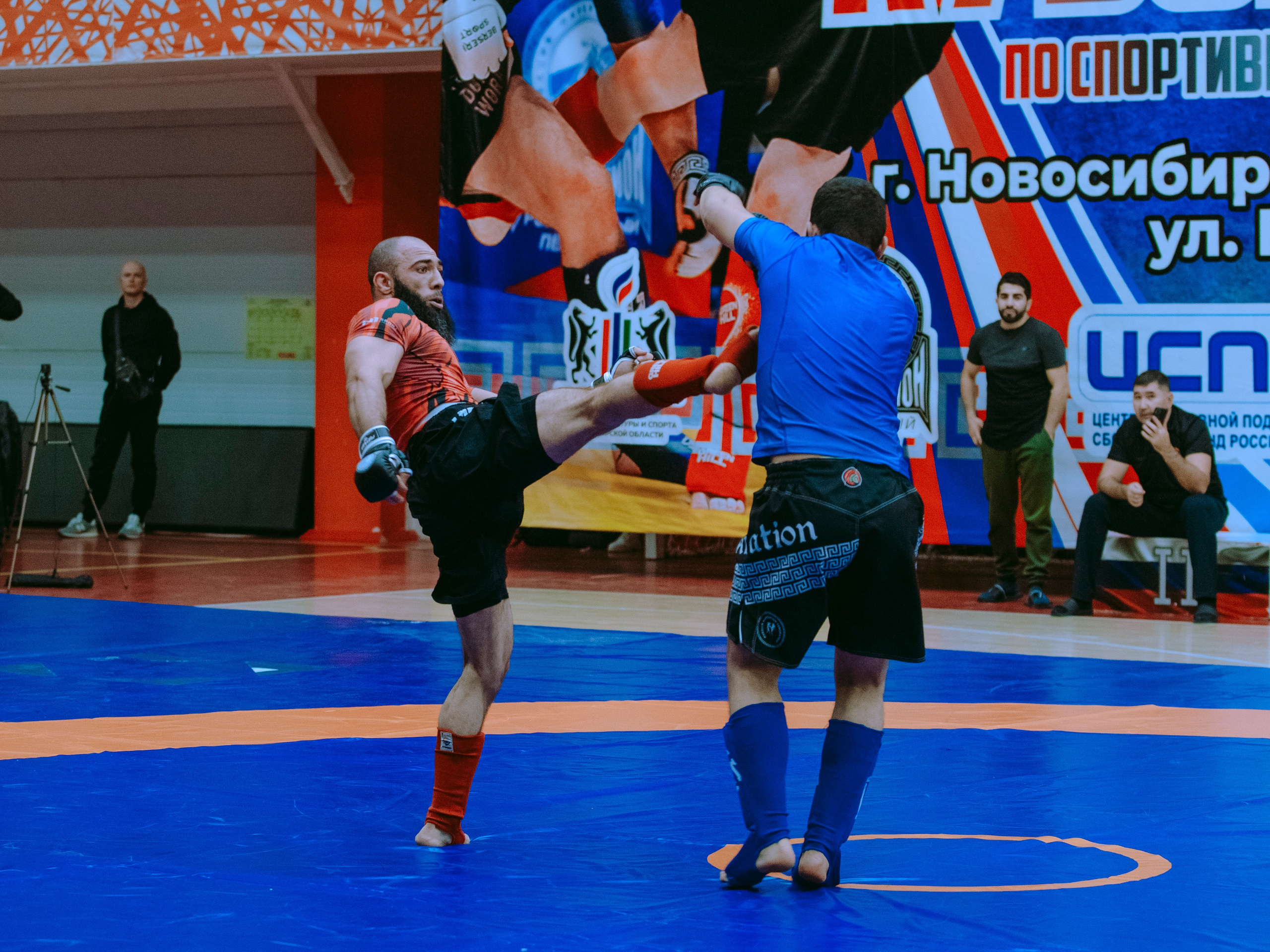 Кубок России по спортивной борьбе панкратион `23. Портретный фотограф в Москве Дарья Цезария