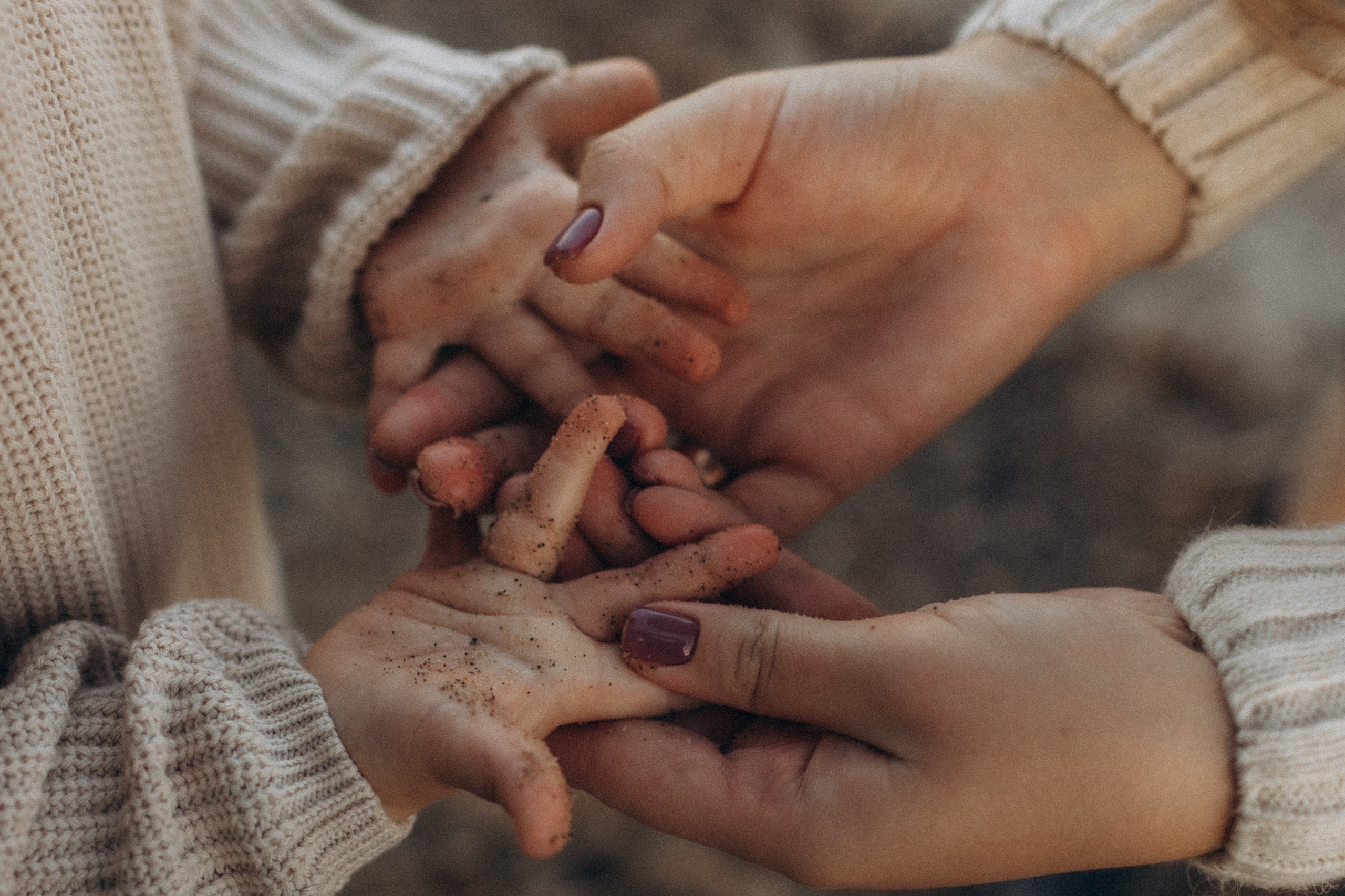 Альбина с сыновьями, сентябрь. Семейный фотограф lifestyle в Новосибирске Елена Шпилевая