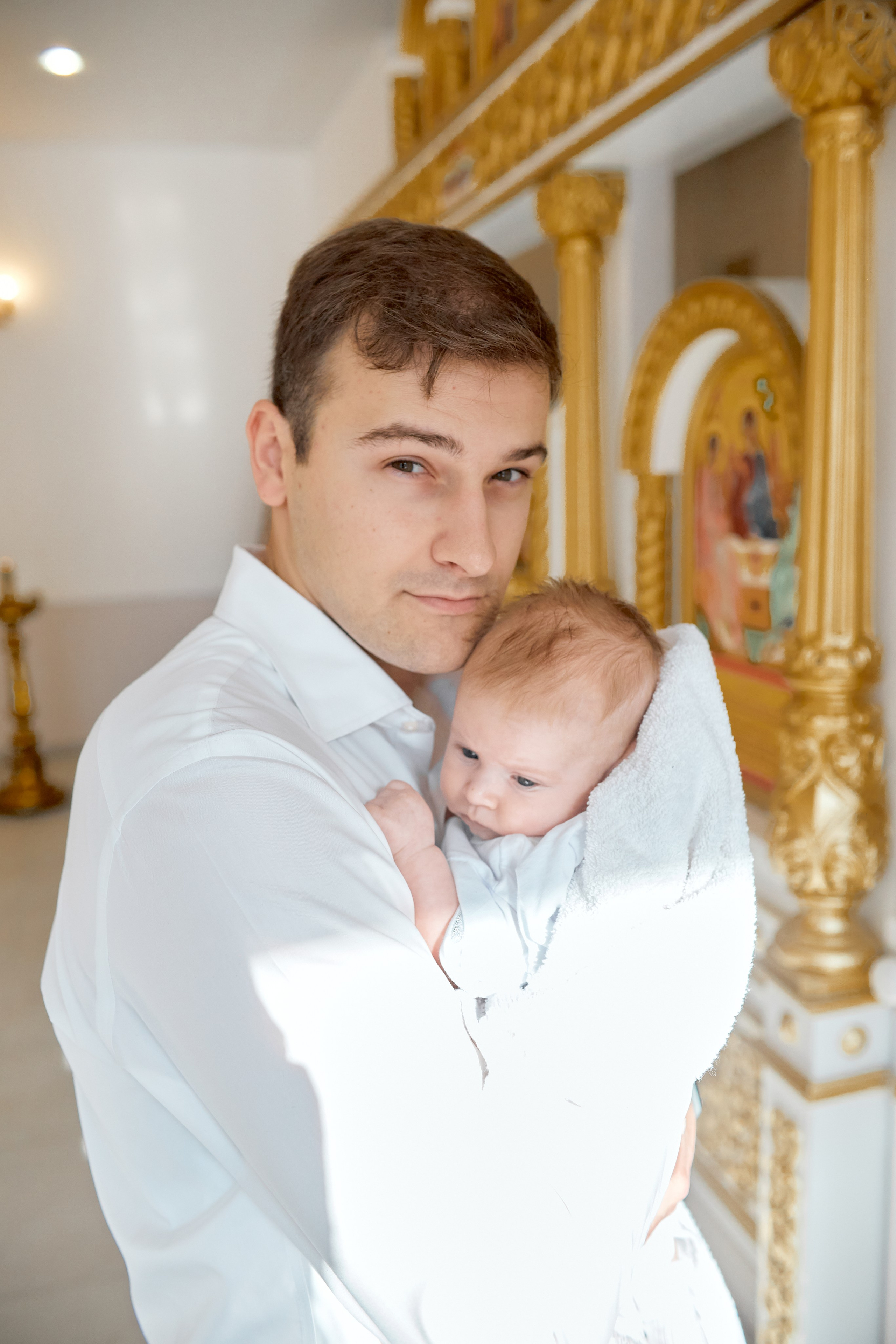 Крещение в Подольске в храме Живоначальной Троицы. Прончатова Алина. Фотограф для семейных, церковных и свадебных съёмок