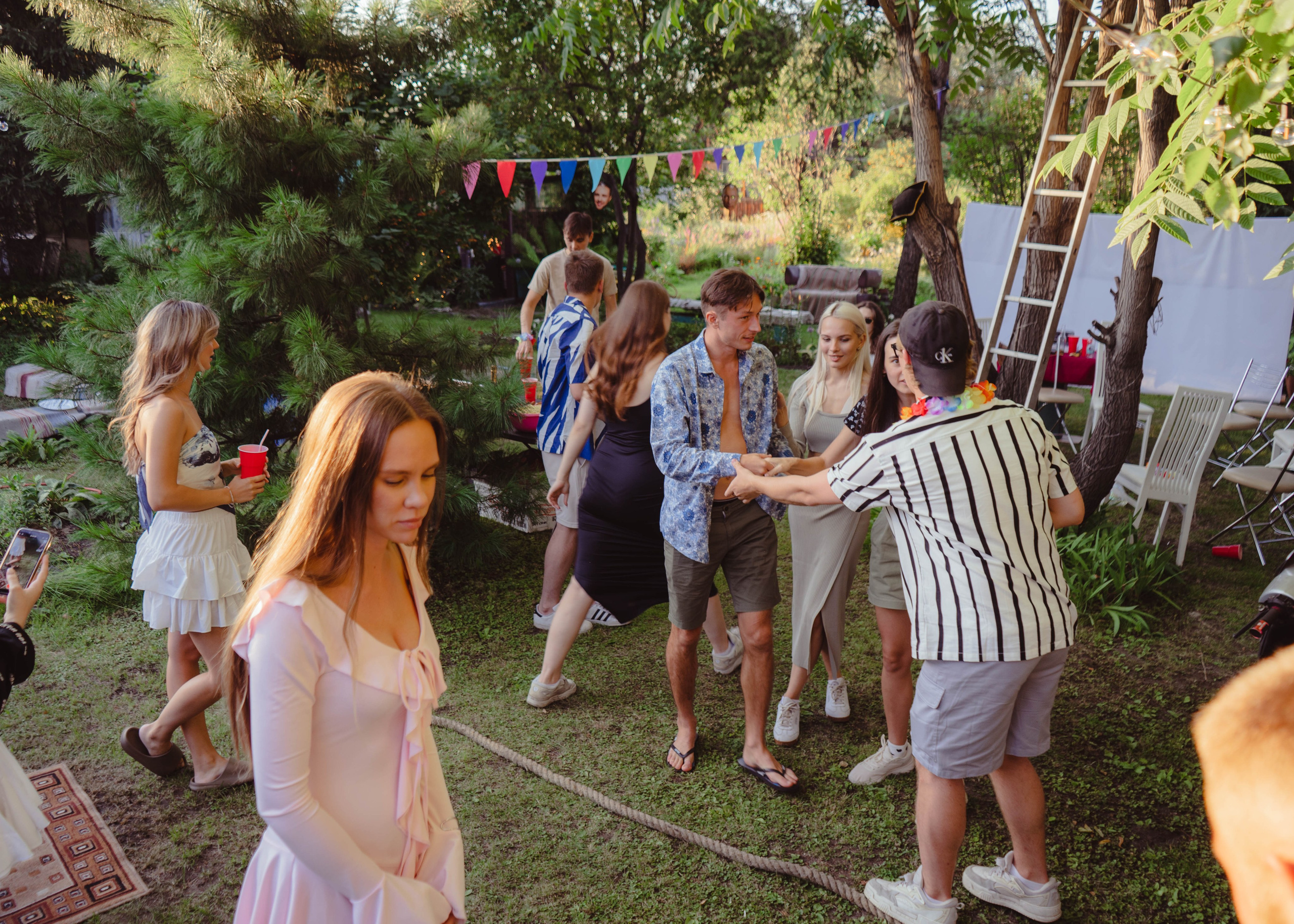 Гавайская вечеринка. Кир Анисин. Режиссер & фотограф