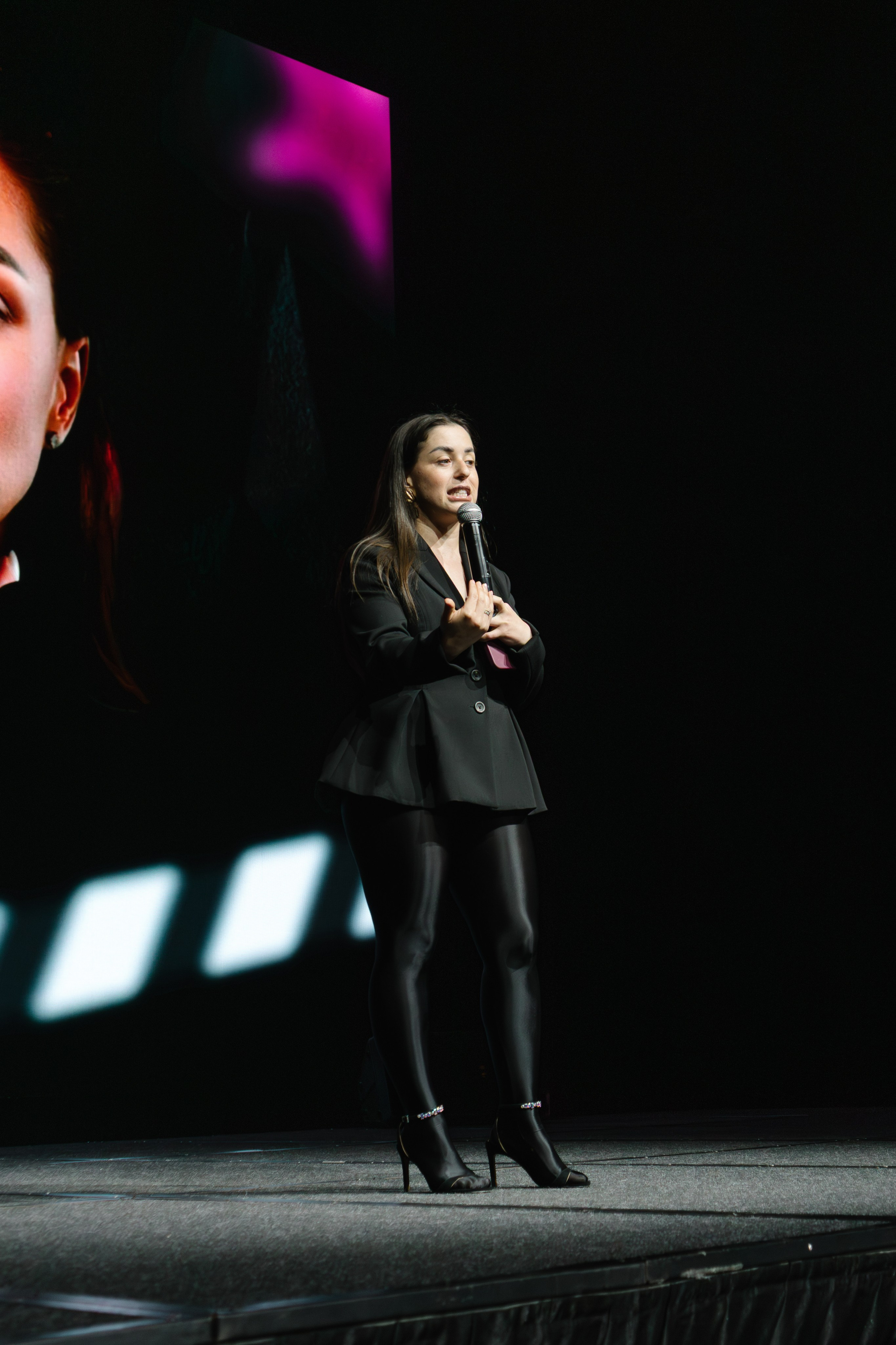 Конференция REELS CONTENT. Артур Иликчян — Wedding & Event фотограф в Краснодаре