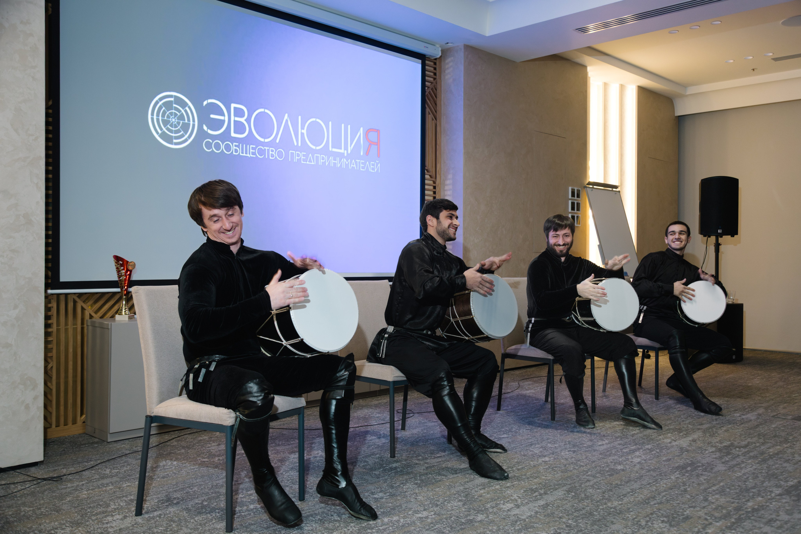 Бизнес марафон Эволюция. Артур Иликчян — Wedding & Event фотограф в Краснодаре