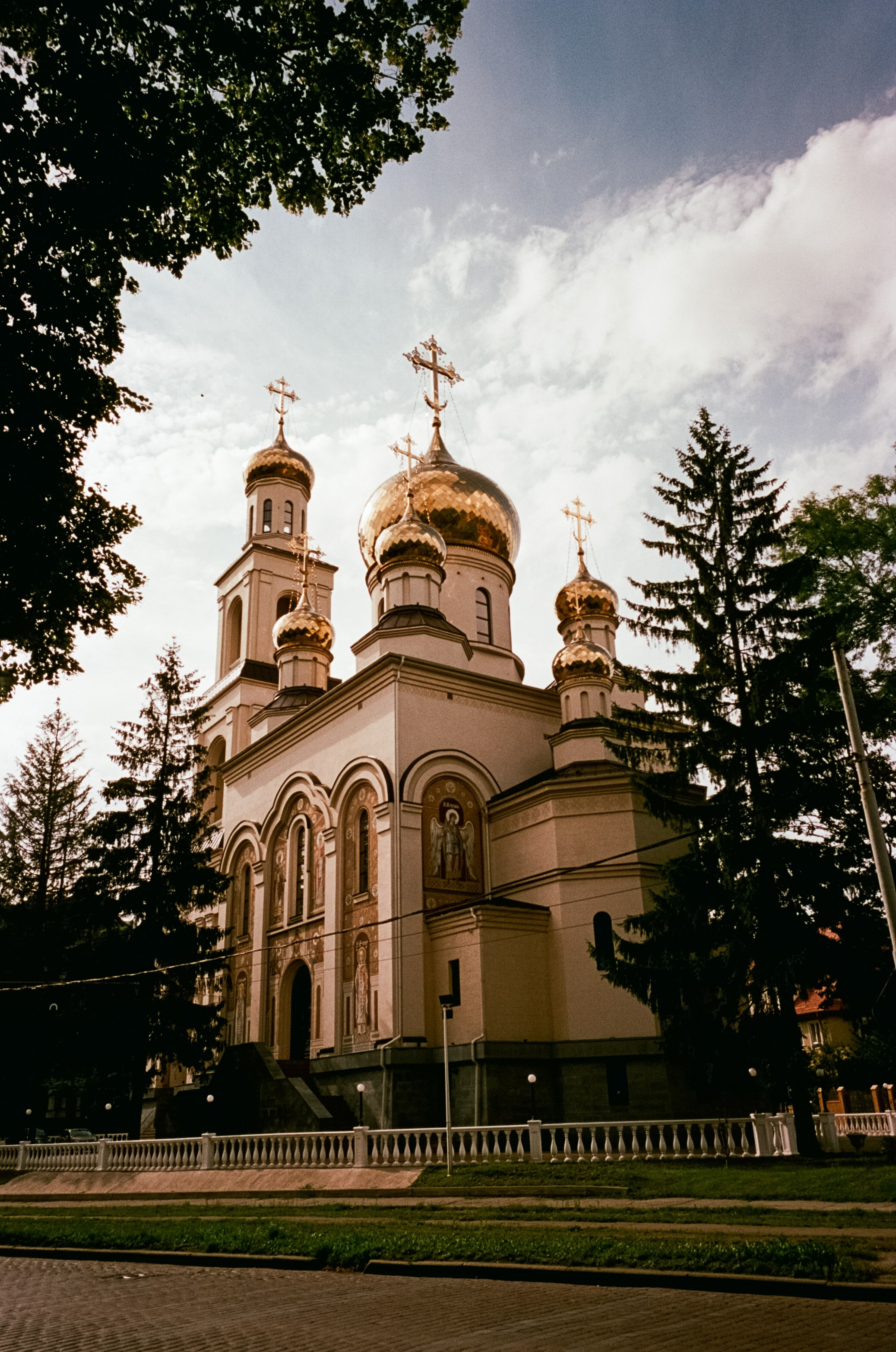 Калининградский стрит. Амалиенау, пруд Поплавок и старые улочки. Фотограф-документалист Мария Осокина
