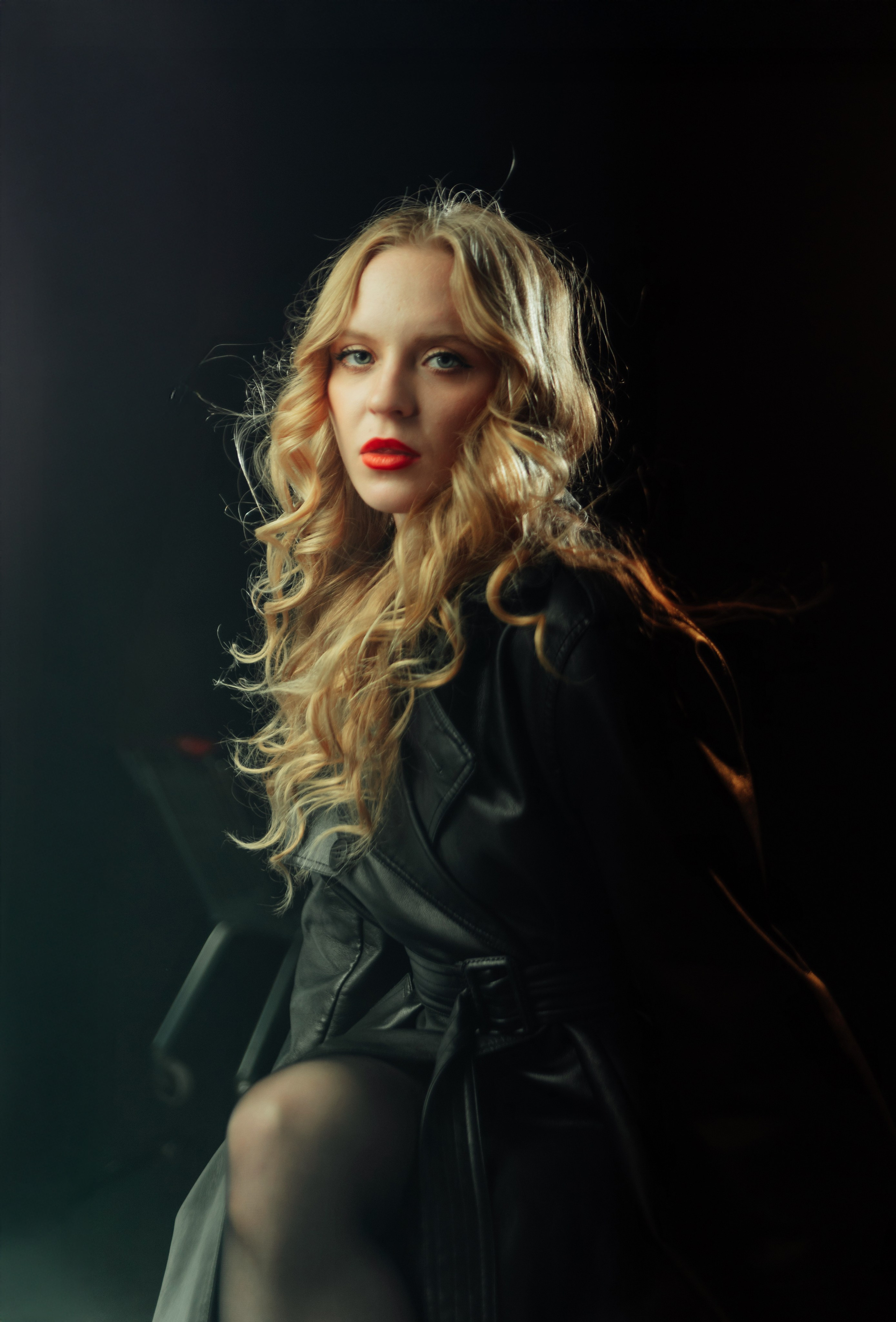 Студийный портрет в стиле звезды. Фотограф Санкт-Петербург Светлана Вежновец