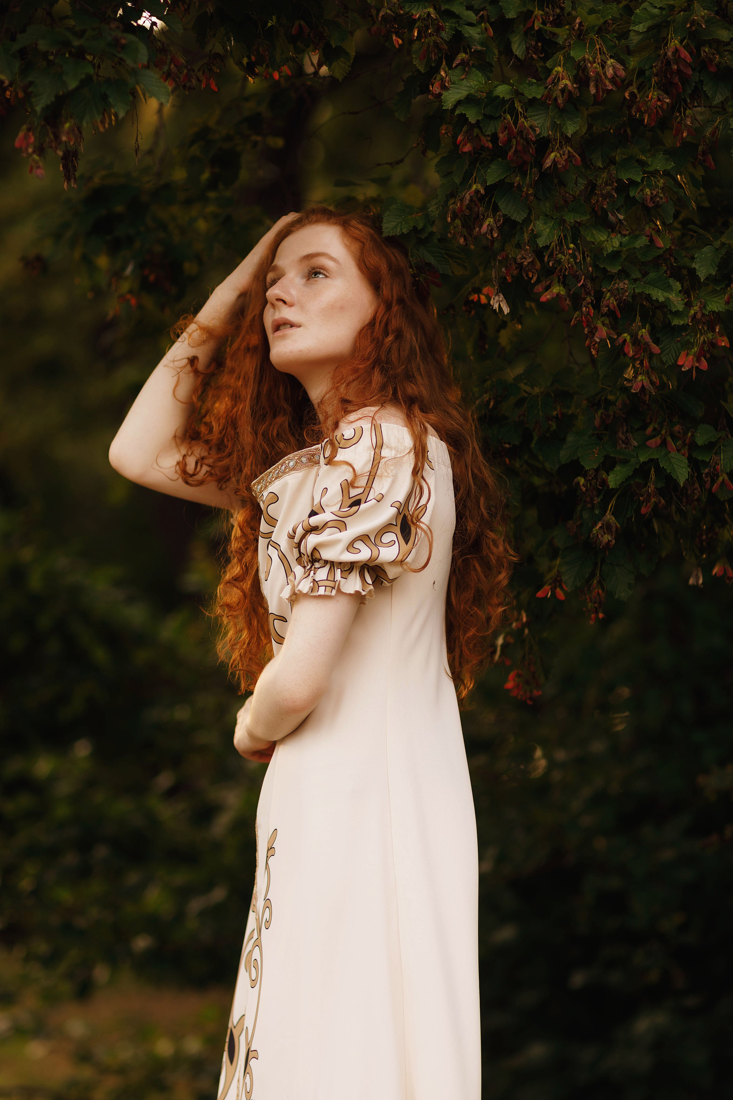 Фотосессия на заливе с Татой в платье от Ирины Павловой. Портретный и репортажный фотограф в Чебоксарах Андриян Чаркин