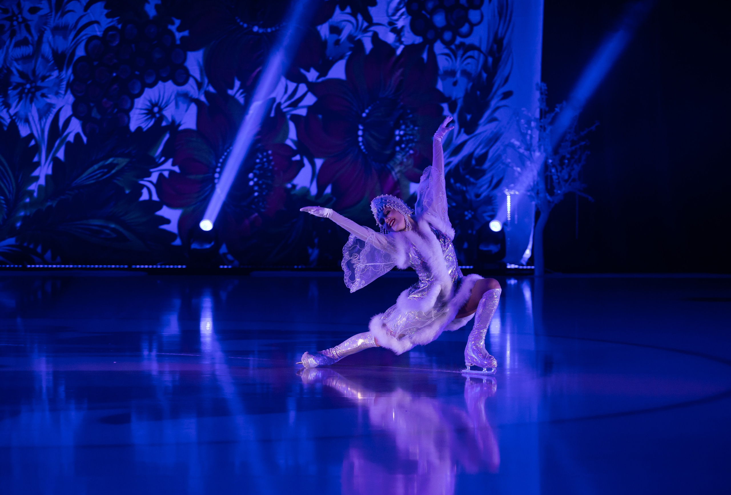 Сказочное ледовое шоу Конек Горбунок. Детский театр на льду АЛЕКО