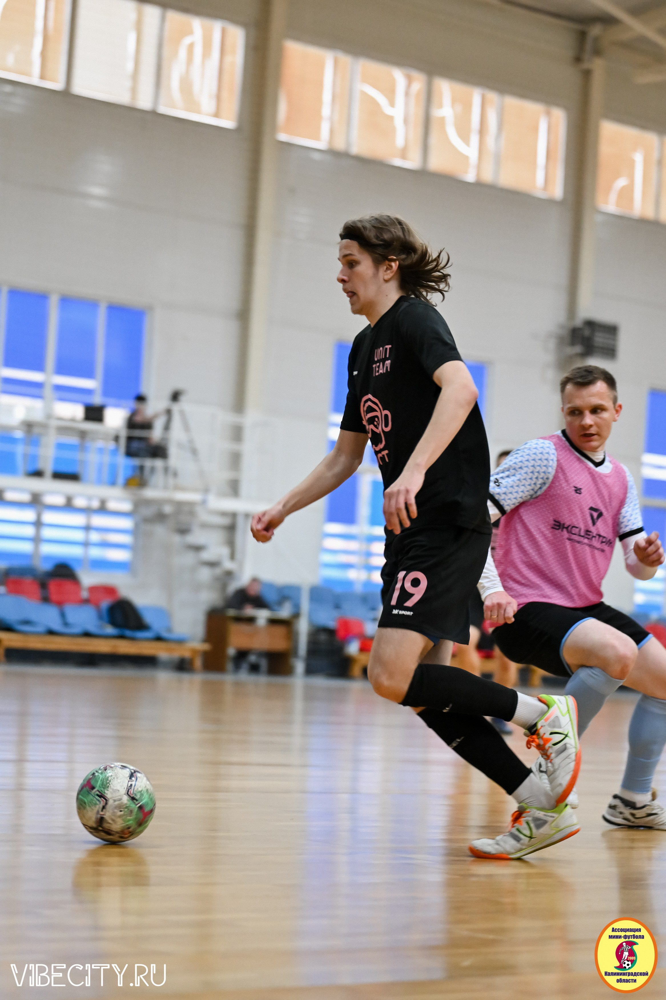 8 тур Корпоративной Бизнес-Лиги по футзалу. VIBECITY.RU Вайб Сити Ру Фоторепортажи Фотоотчеты Калининград