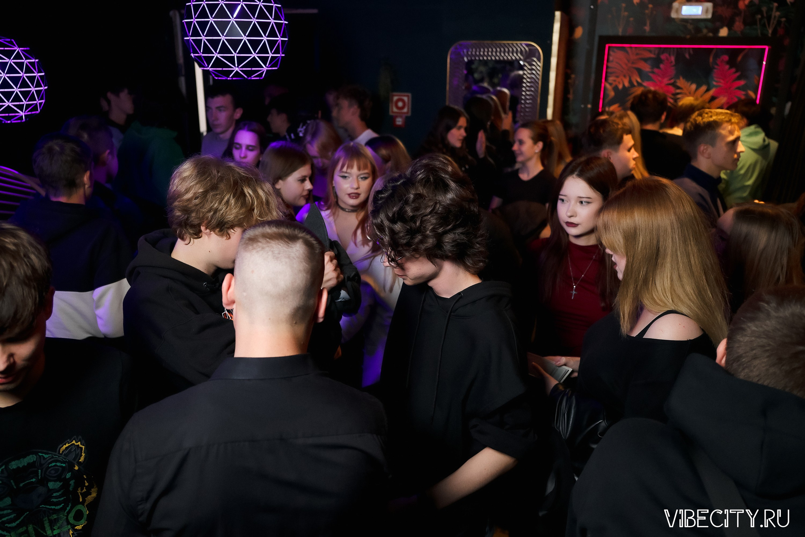 DOUBLE U. VIBECITY.RU Вайб Сити Ру Фоторепортажи Фотоотчеты Калининград