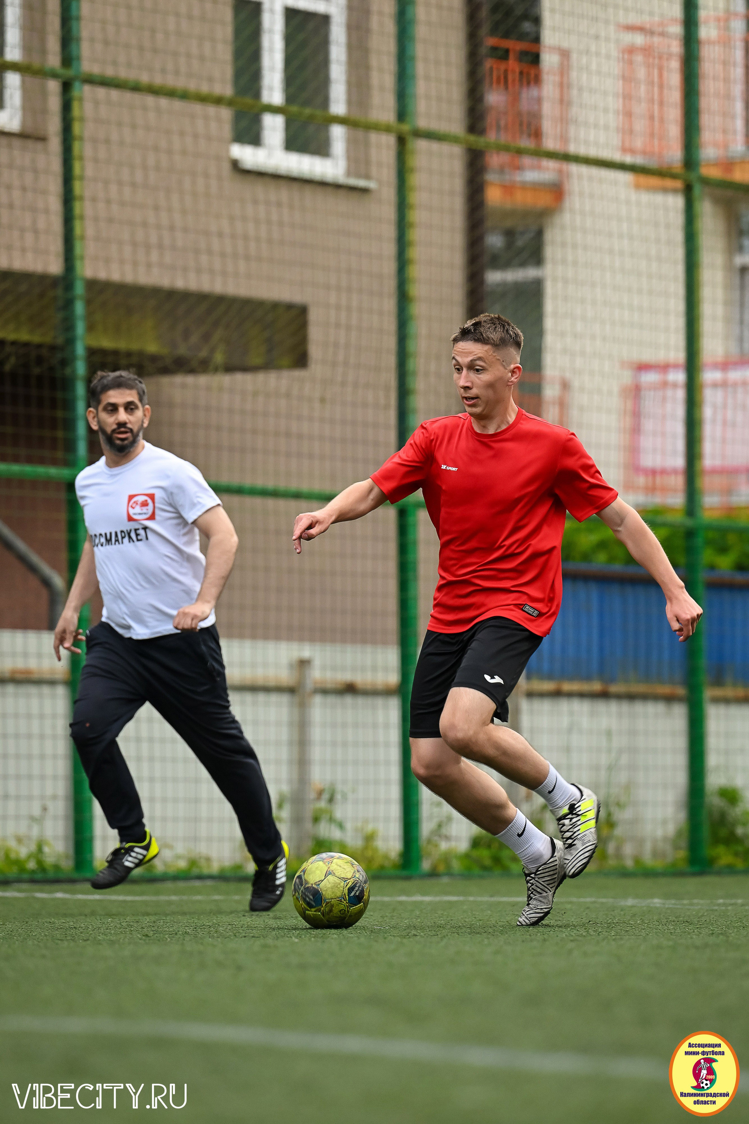 ИГРЫ МИНИ-ФУТБОЛЬНОЙ И КОРПОРАТИВНОЙ ЛИГИ. VIBECITY.RU Вайб Сити Ру Фоторепортажи Фотоотчеты Калининград
