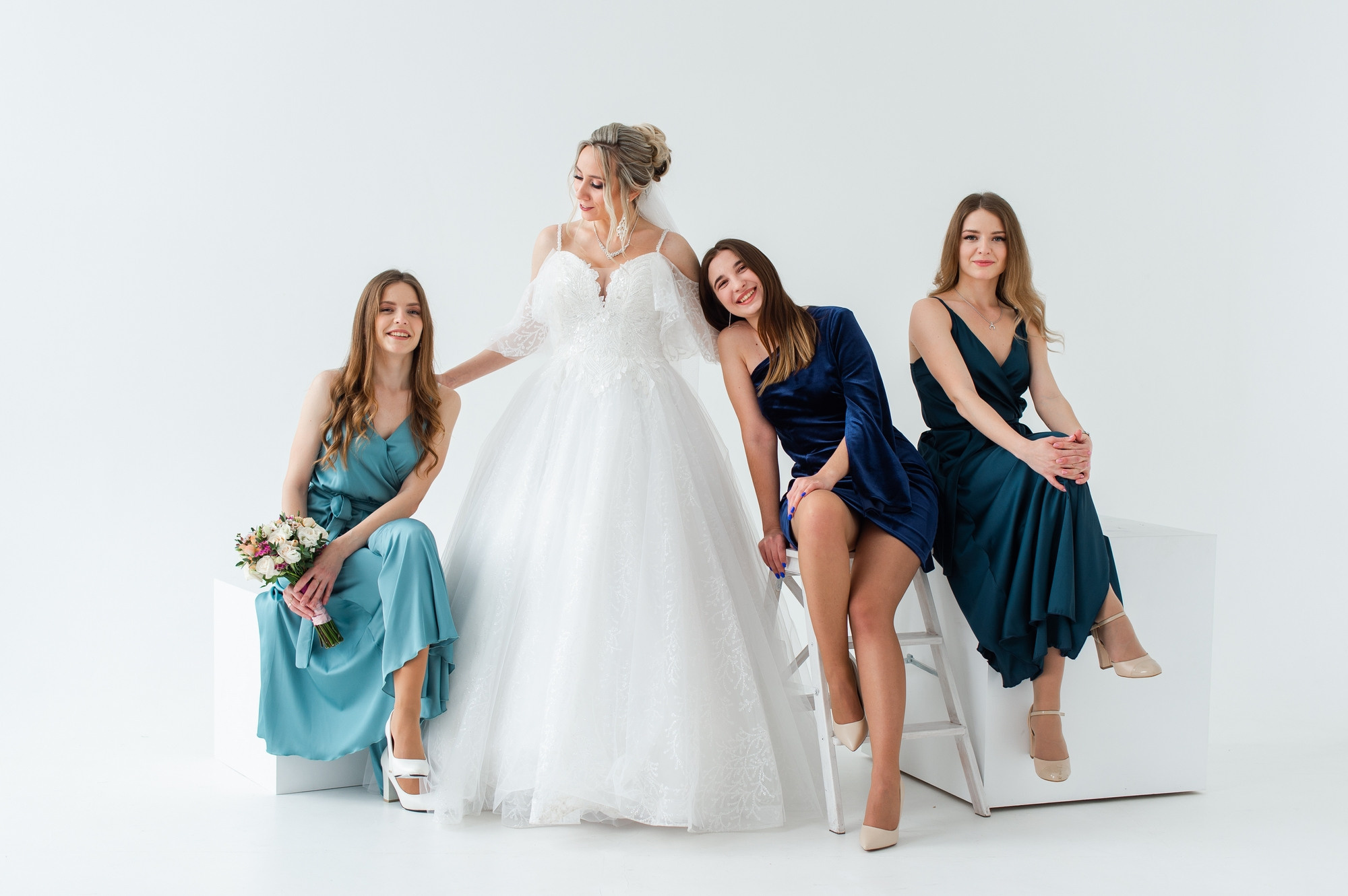 Студийная зимняя свадьба. Свадебный и семейный фотограф в Омске Мормулев Михаил