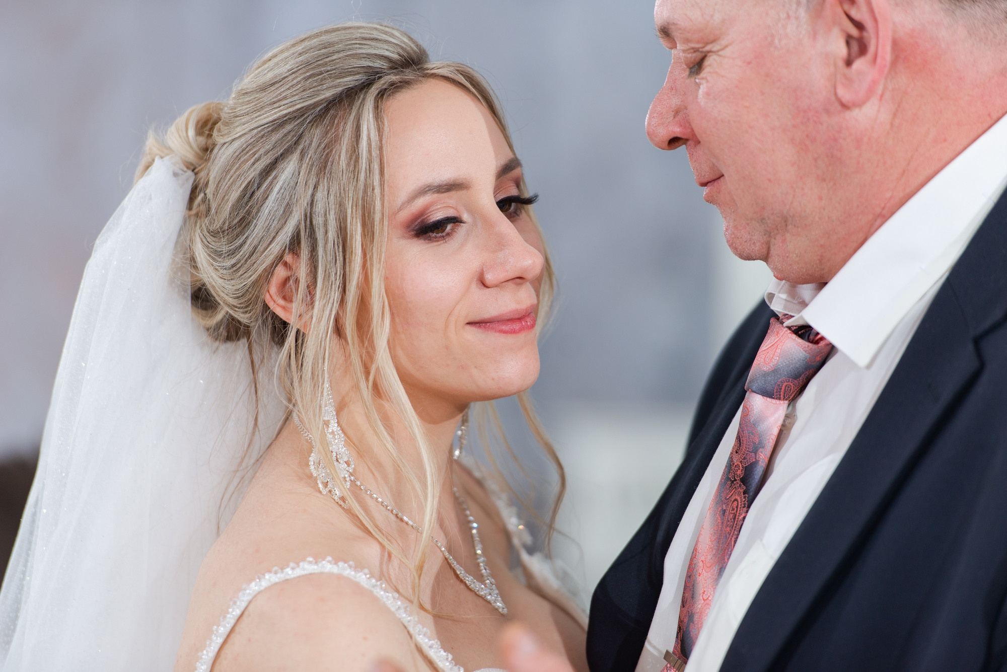 Студийная зимняя свадьба. Свадебный и семейный фотограф в Омске Мормулев Михаил