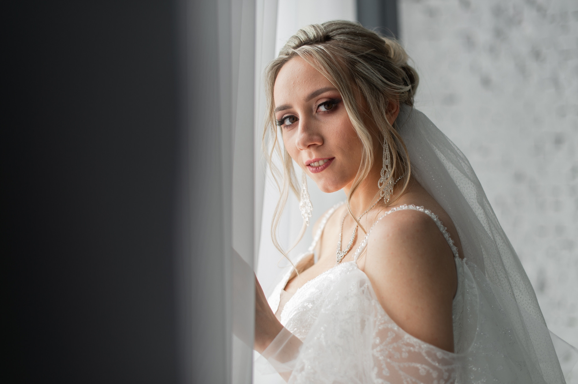 Студийная зимняя свадьба. Свадебный и семейный фотограф в Омске Мормулев Михаил