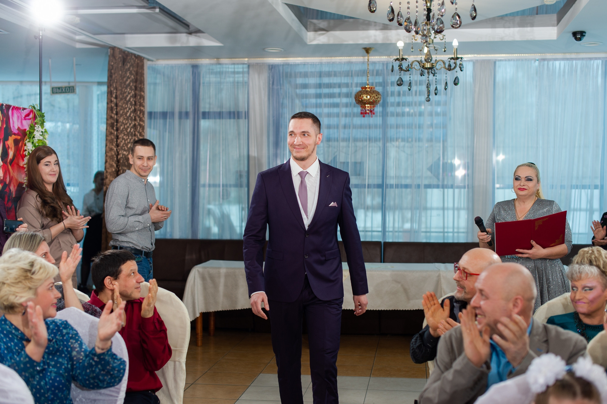 Студийная зимняя свадьба. Свадебный и семейный фотограф в Омске Мормулев Михаил