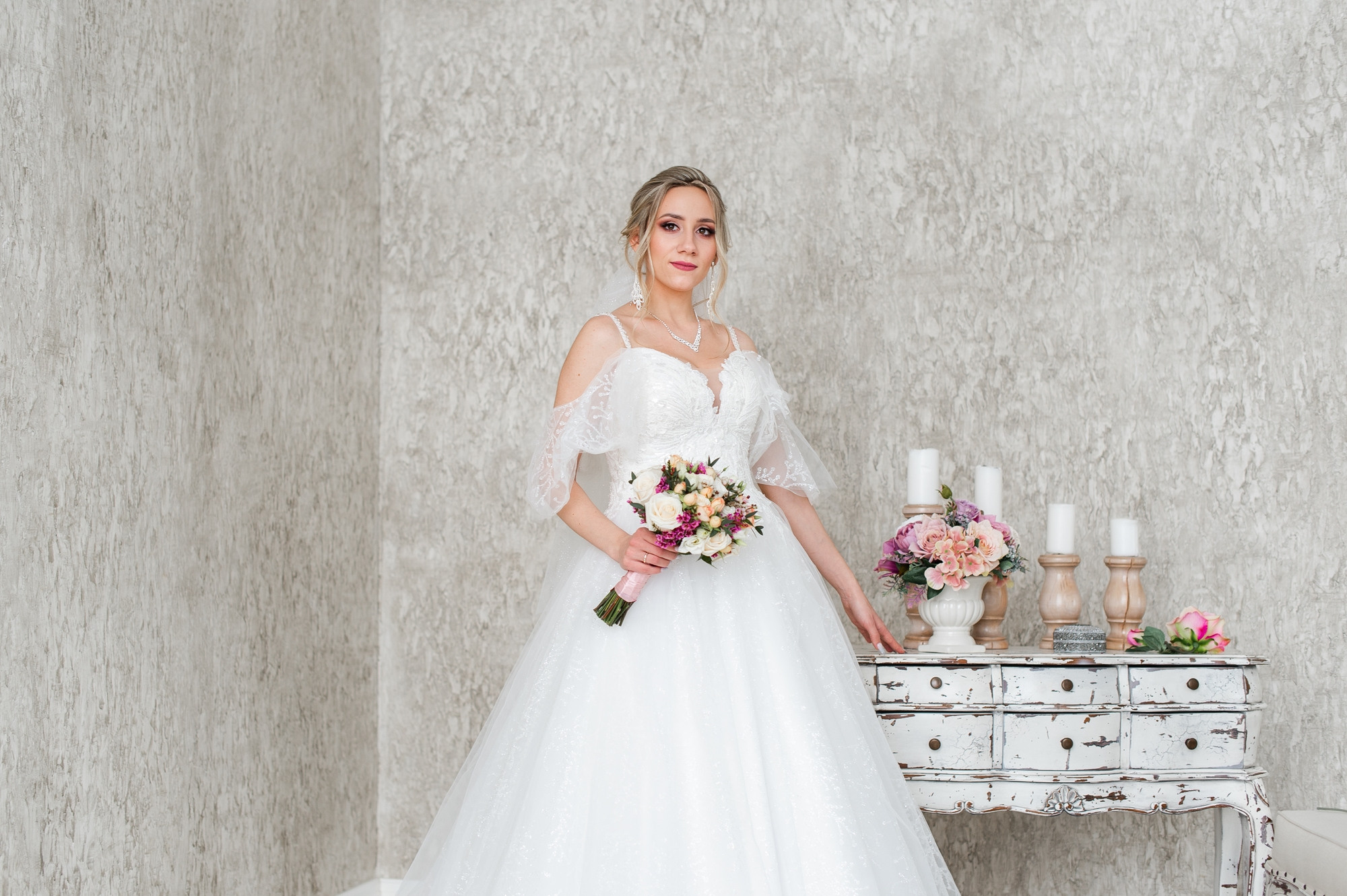 Студийная зимняя свадьба. Свадебный и семейный фотограф в Омске Мормулев Михаил