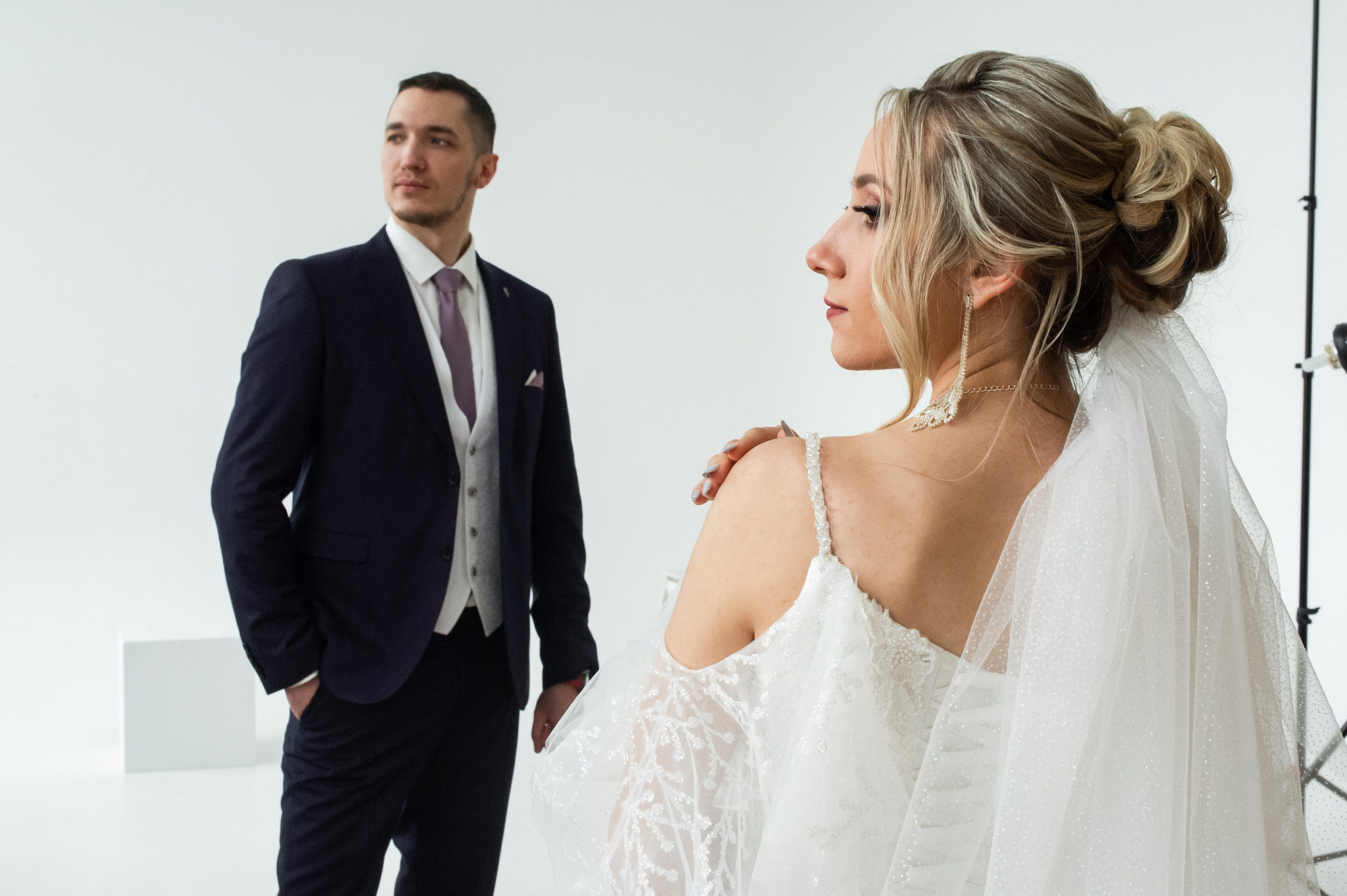 Студийная зимняя свадьба. Свадебный и семейный фотограф в Омске Мормулев Михаил