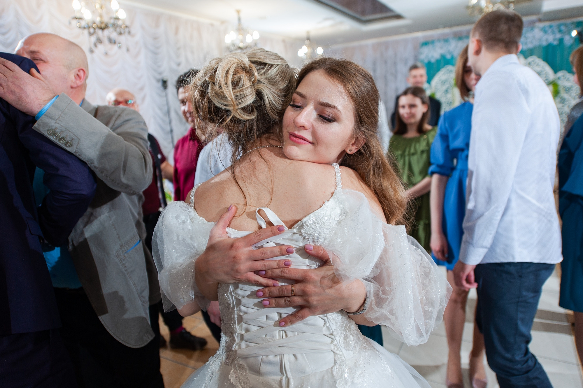 Студийная зимняя свадьба. Свадебный и семейный фотограф в Омске Мормулев Михаил