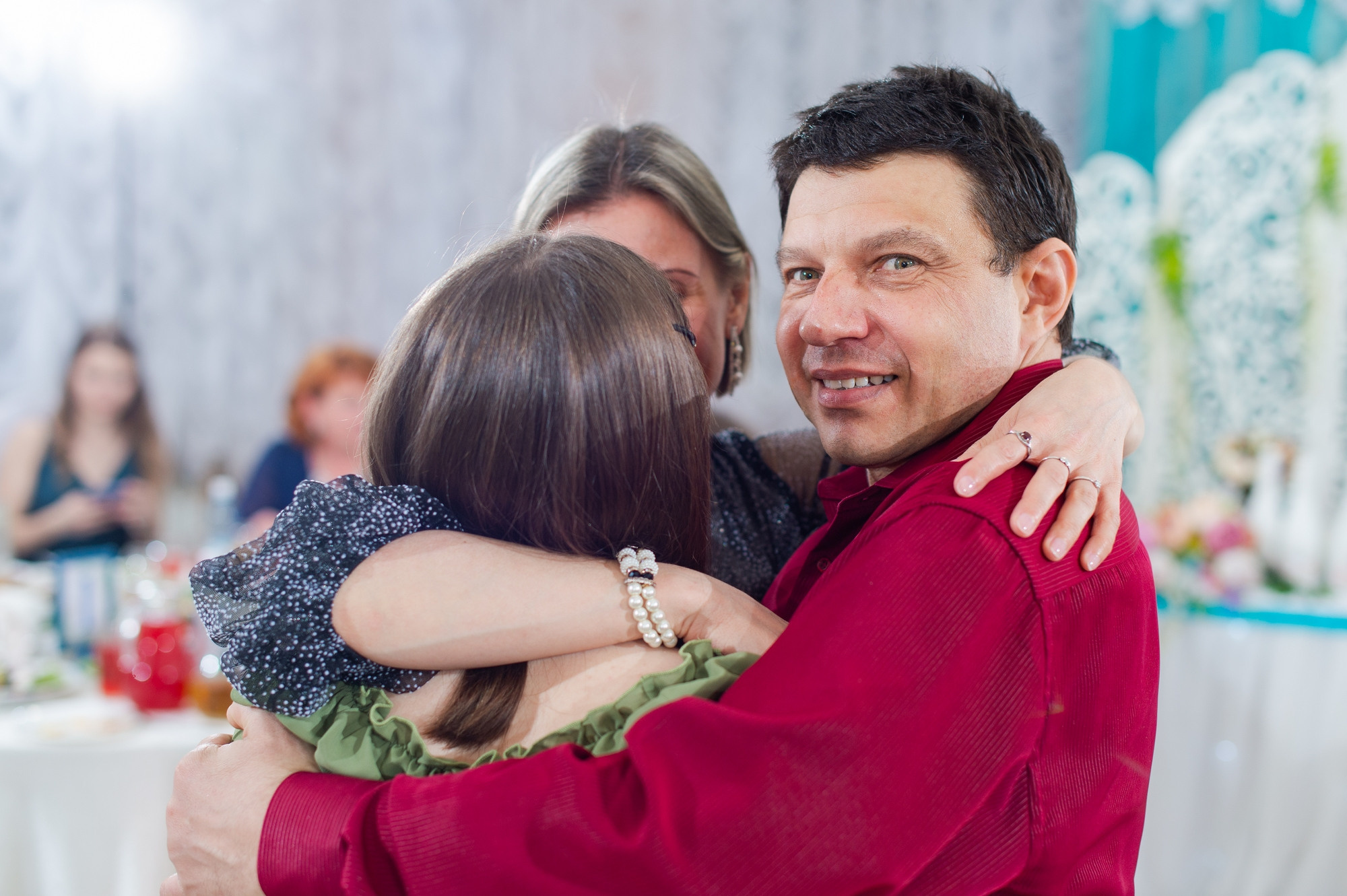 Студийная зимняя свадьба. Свадебный и семейный фотограф в Омске Мормулев Михаил