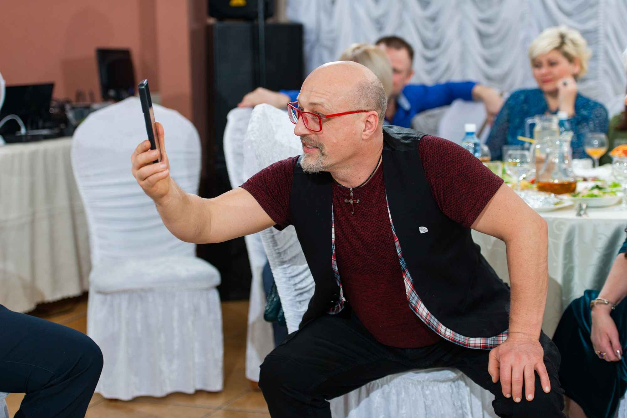 Студийная зимняя свадьба. Свадебный и семейный фотограф в Омске Мормулев Михаил