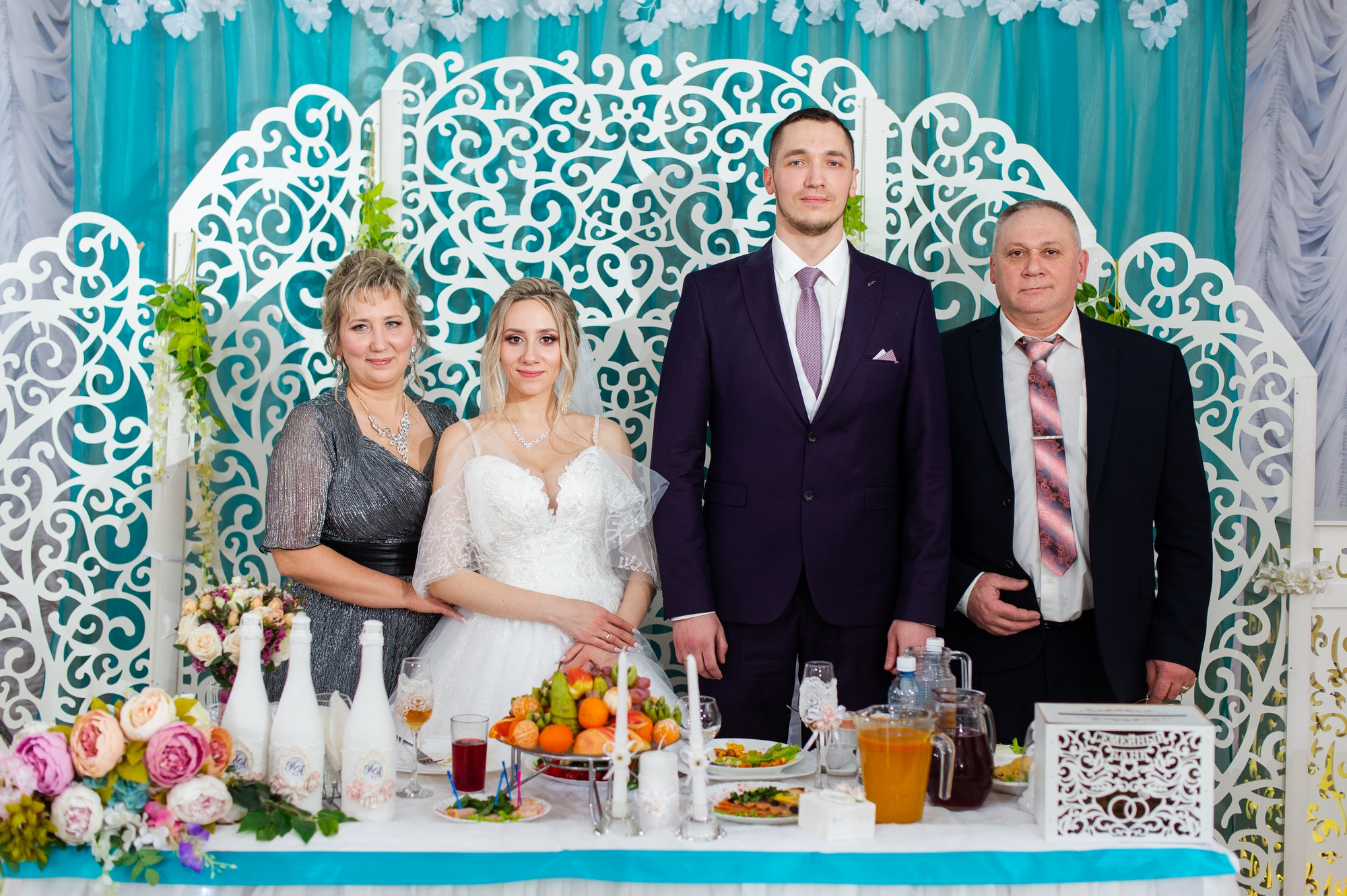 Студийная зимняя свадьба. Свадебный и семейный фотограф в Омске Мормулев Михаил