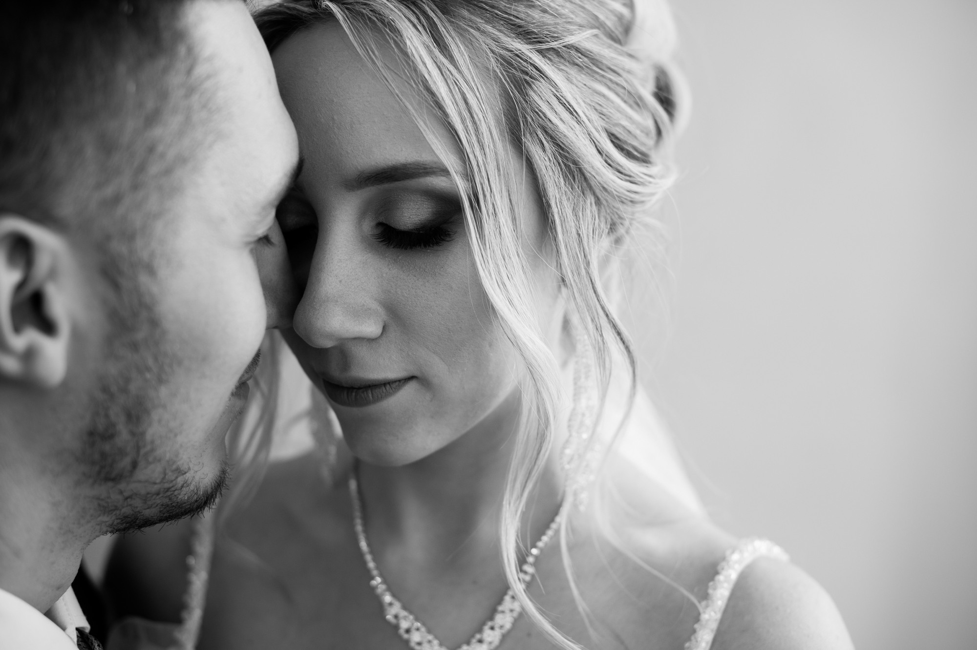 Студийная зимняя свадьба. Свадебный и семейный фотограф в Омске Мормулев Михаил