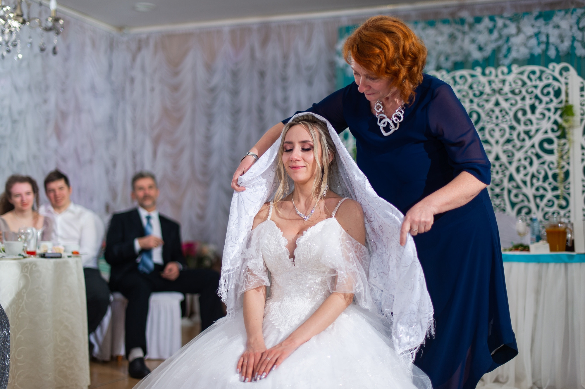 Студийная зимняя свадьба. Свадебный и семейный фотограф в Омске Мормулев Михаил