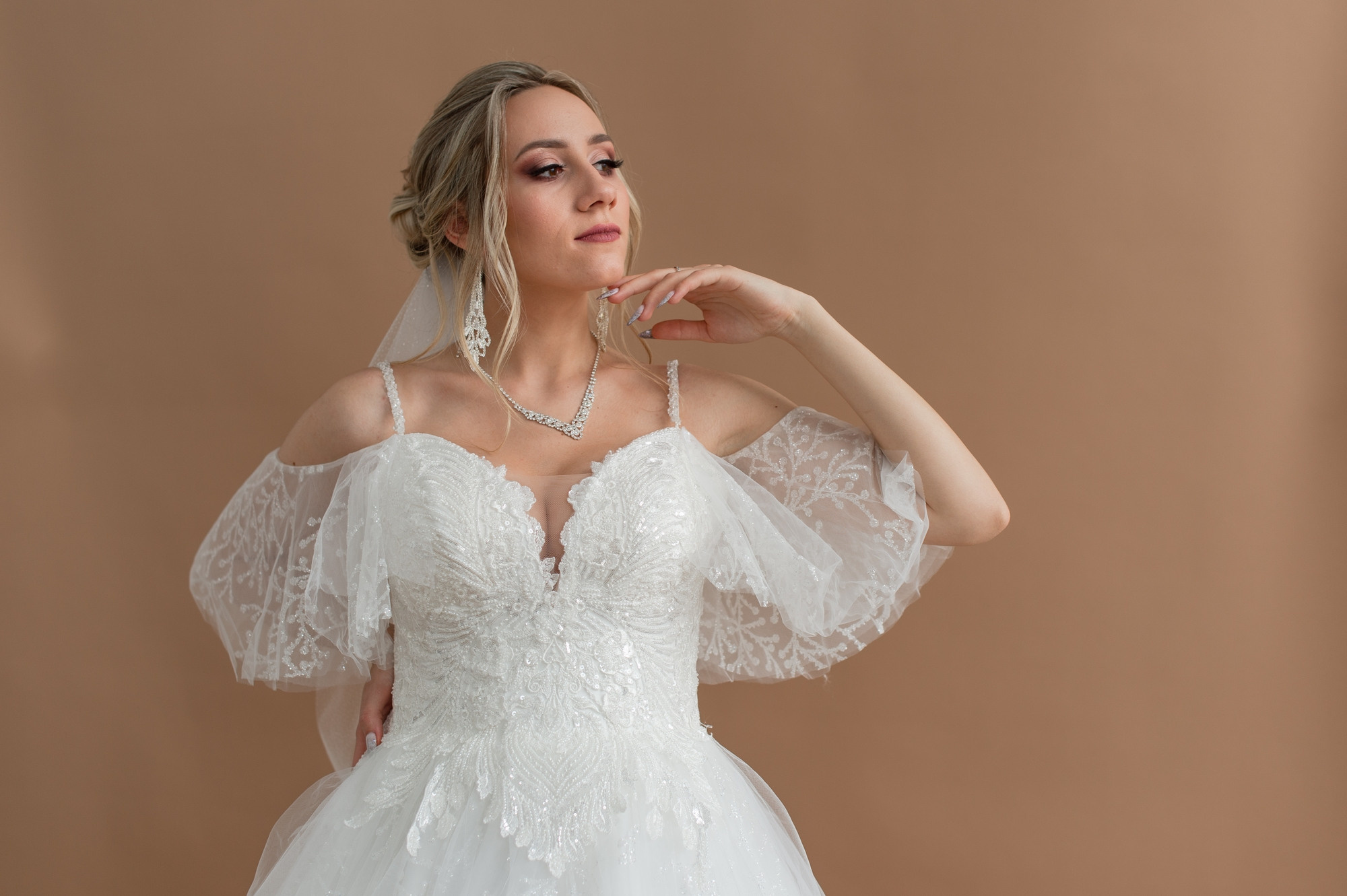 Студийная зимняя свадьба. Свадебный и семейный фотограф в Омске Мормулев Михаил