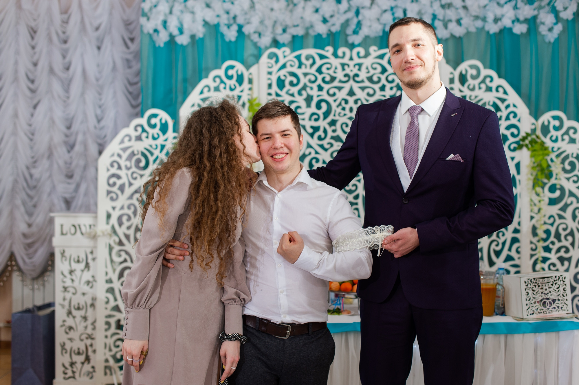 Студийная зимняя свадьба. Свадебный и семейный фотограф в Омске Мормулев Михаил