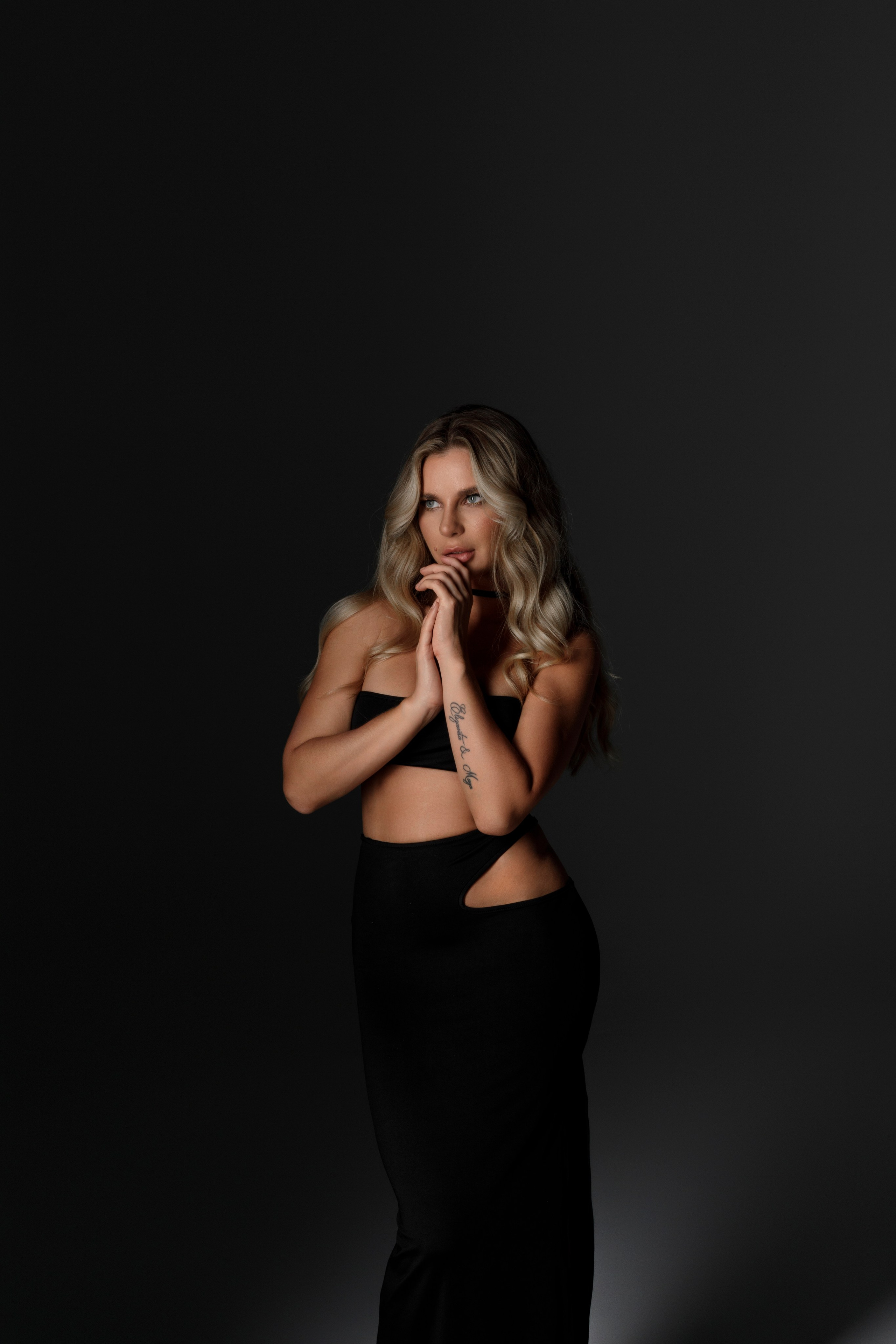 Яна. Главная