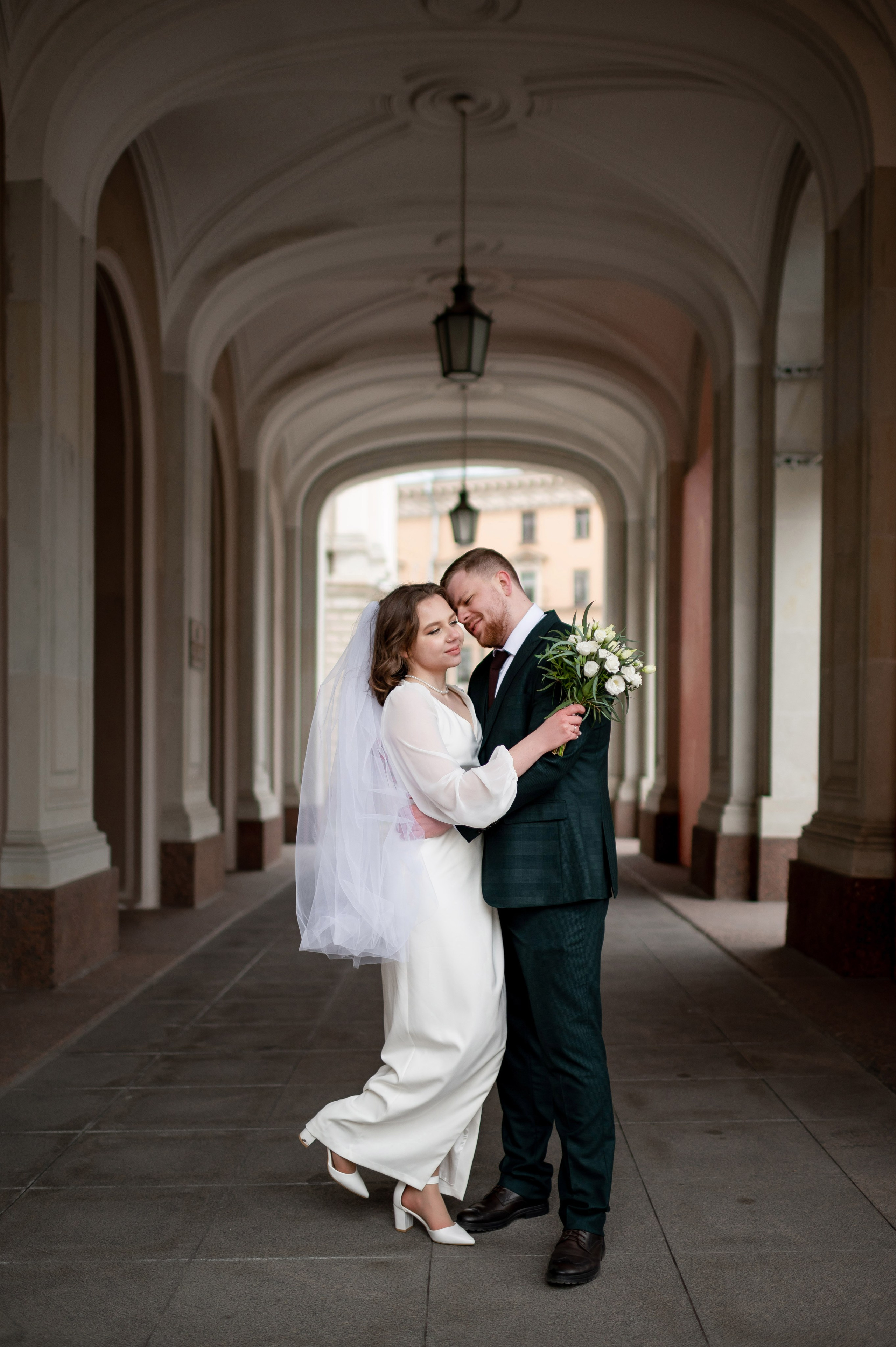 Ксения и Егор (фотосессия в ЗАГСе Петроградского района, Ботаническом саду с сакурой). Портретный, семейный и свадебный фотограф в Санкт-Петербурге и в Пушкине Ширяев Денис