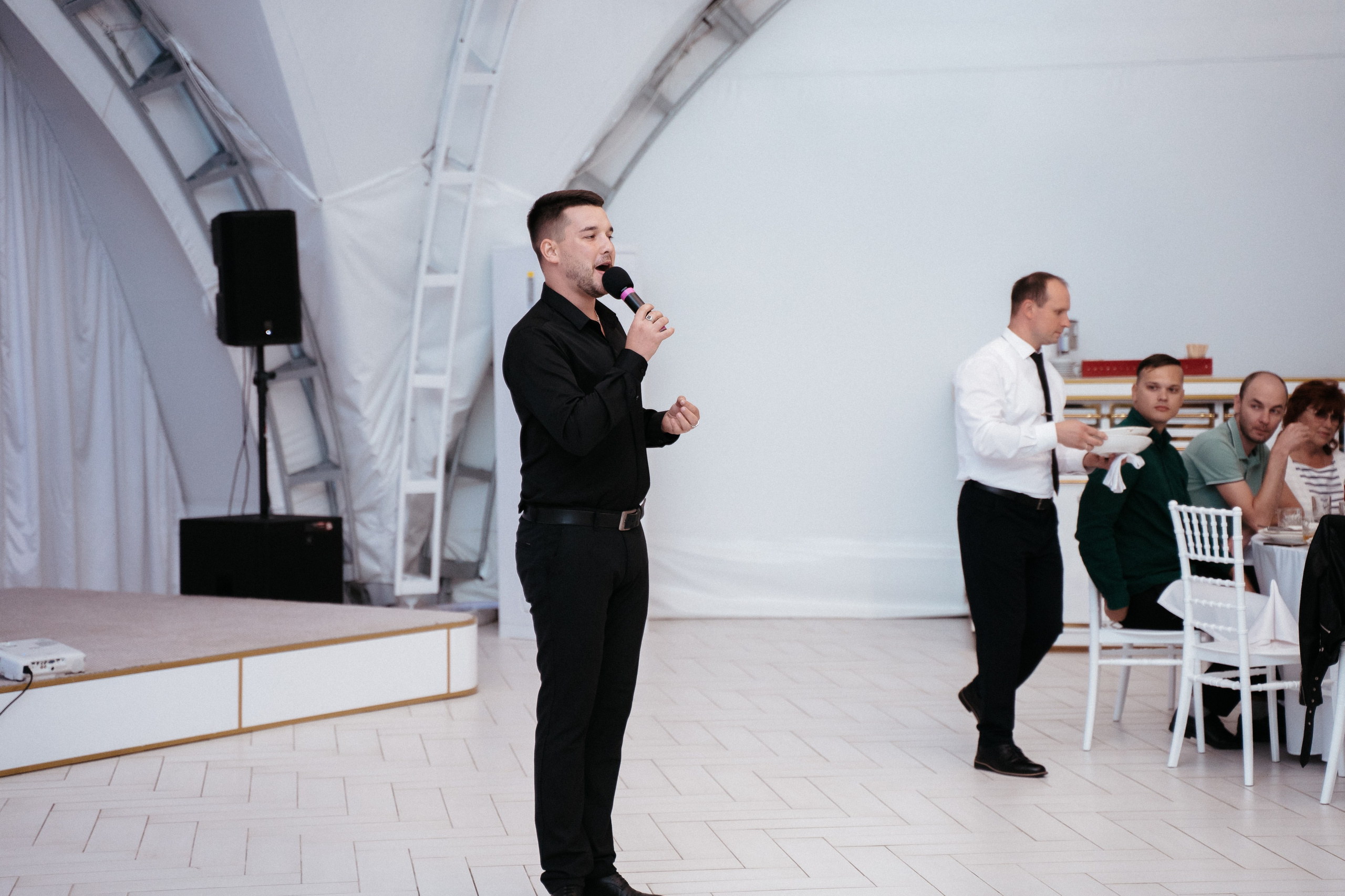 Ави Центр. Свадебный фотограф в Симферополе