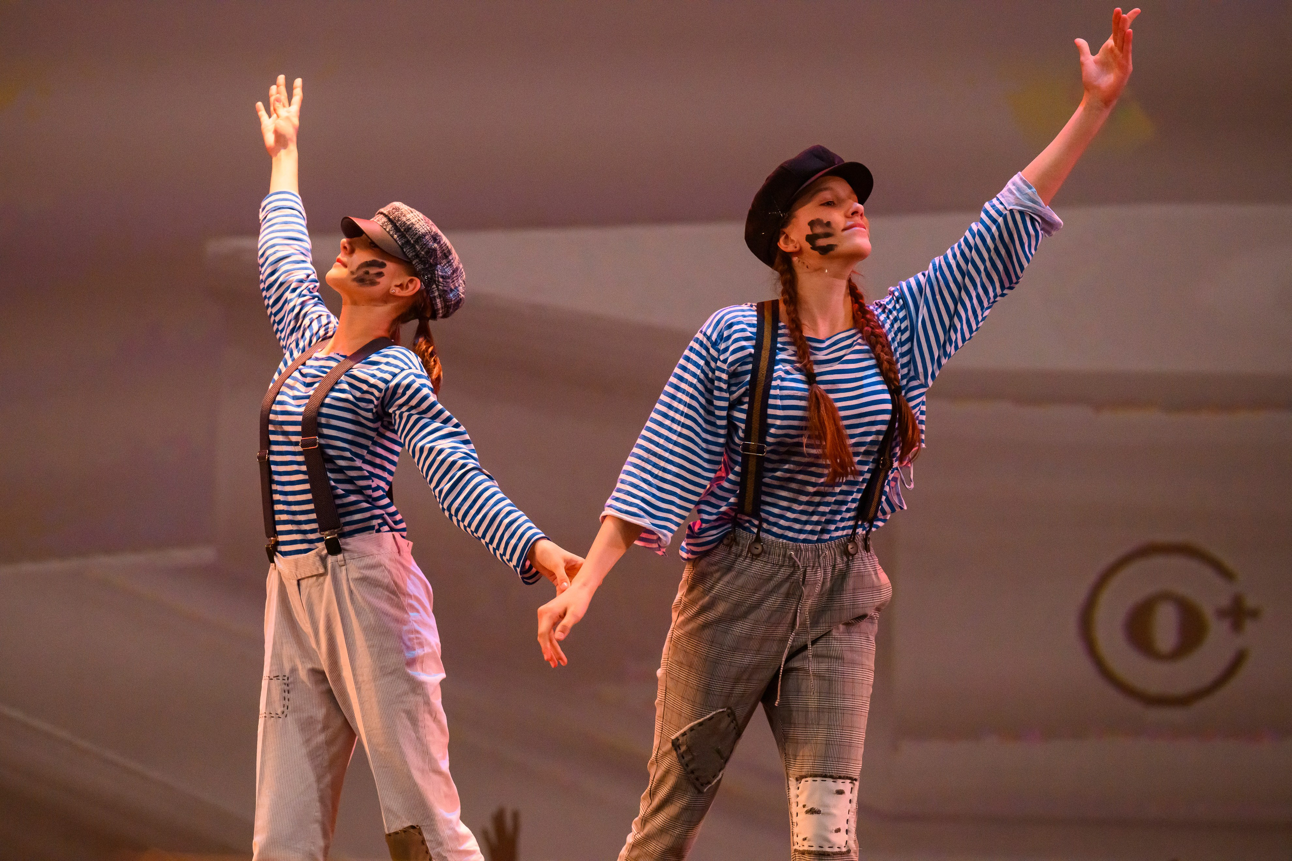 23 апреля, часть 1, БКЗ Октябрьский, г. Санкт-Петербург. Золотое яблочко