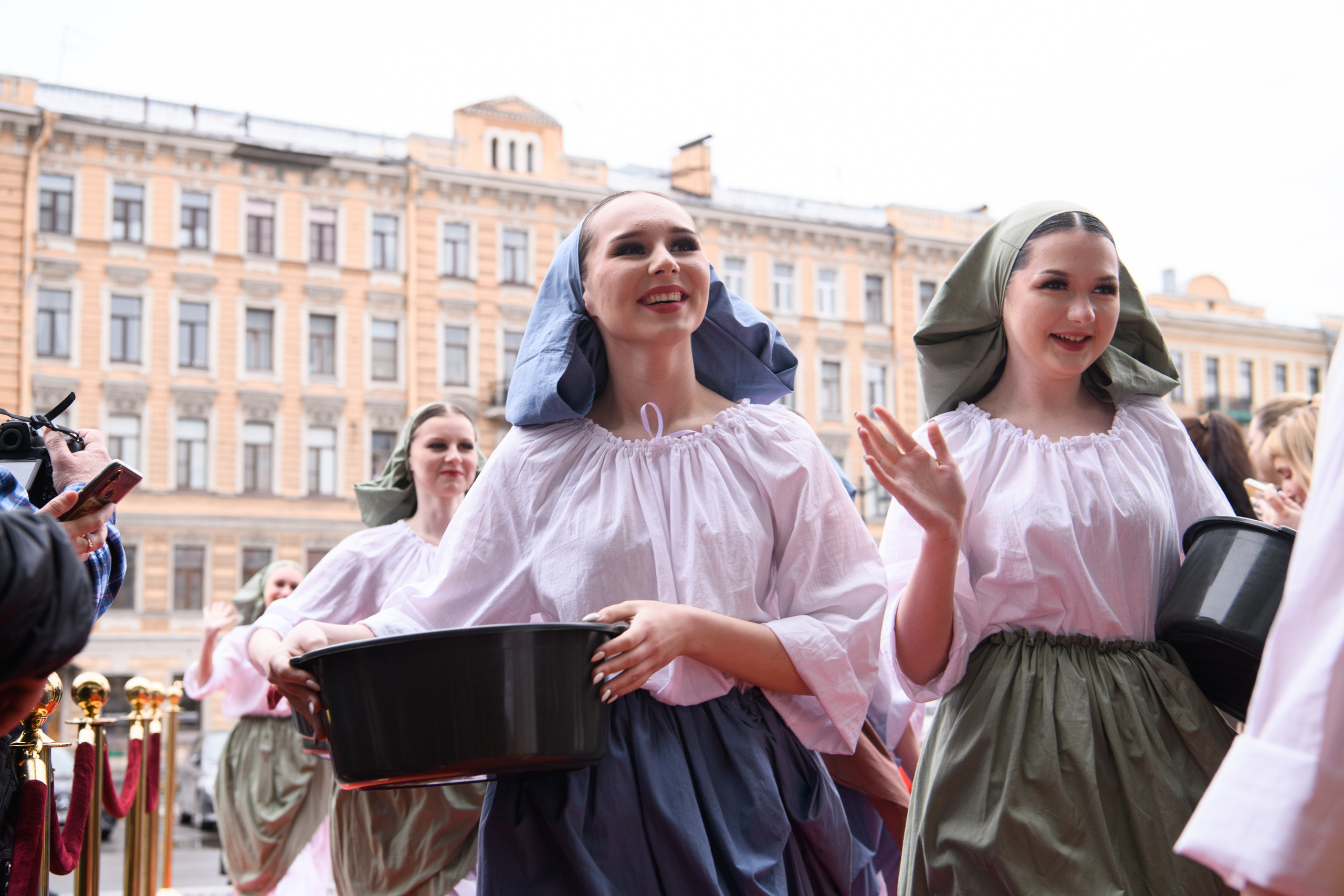 23 апреля, часть 1, БКЗ Октябрьский, г. Санкт-Петербург. Золотое яблочко