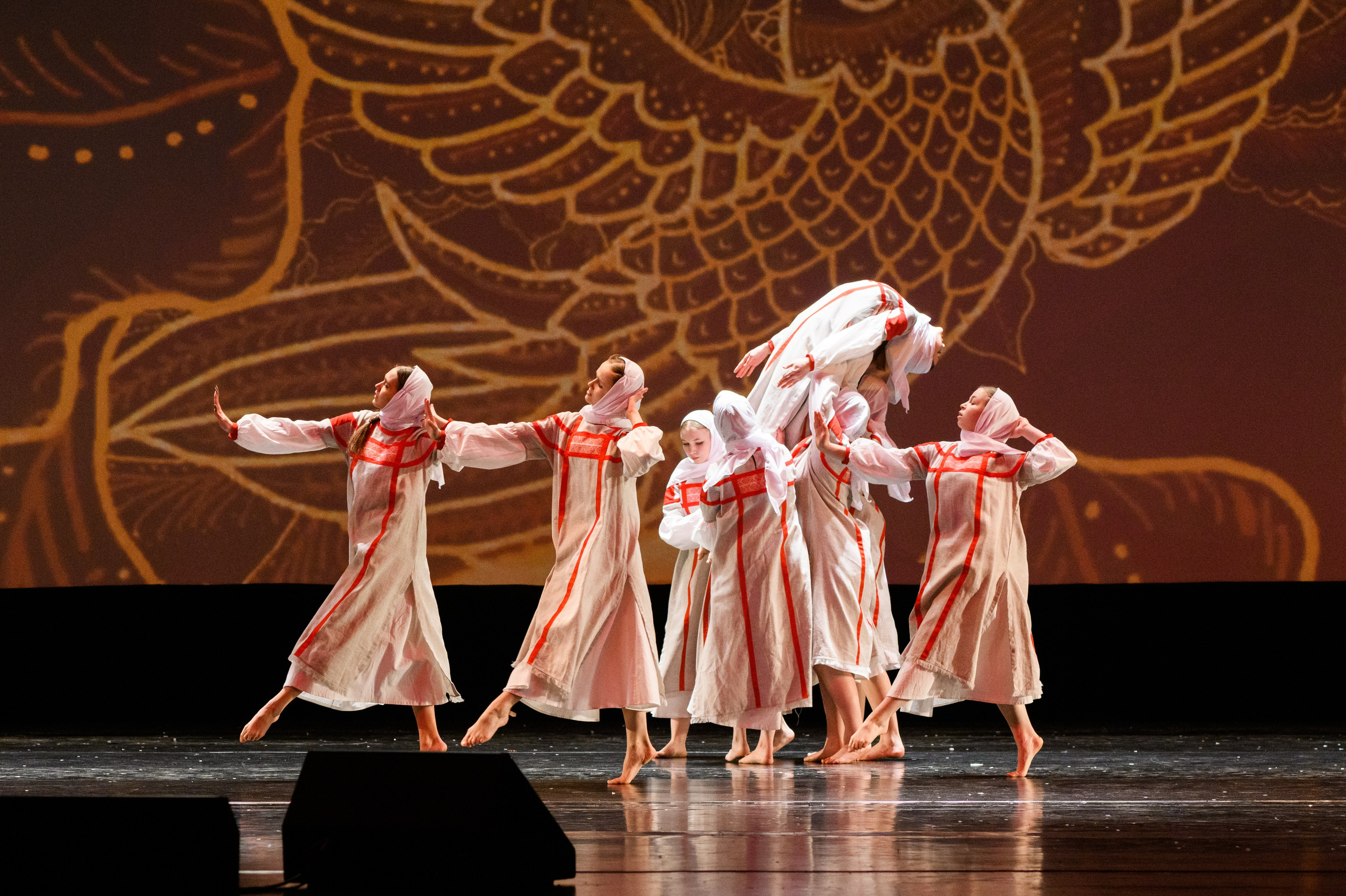 23 апреля, часть 2, БКЗ Октябрьский, г. Санкт-Петербург. Золотое яблочко