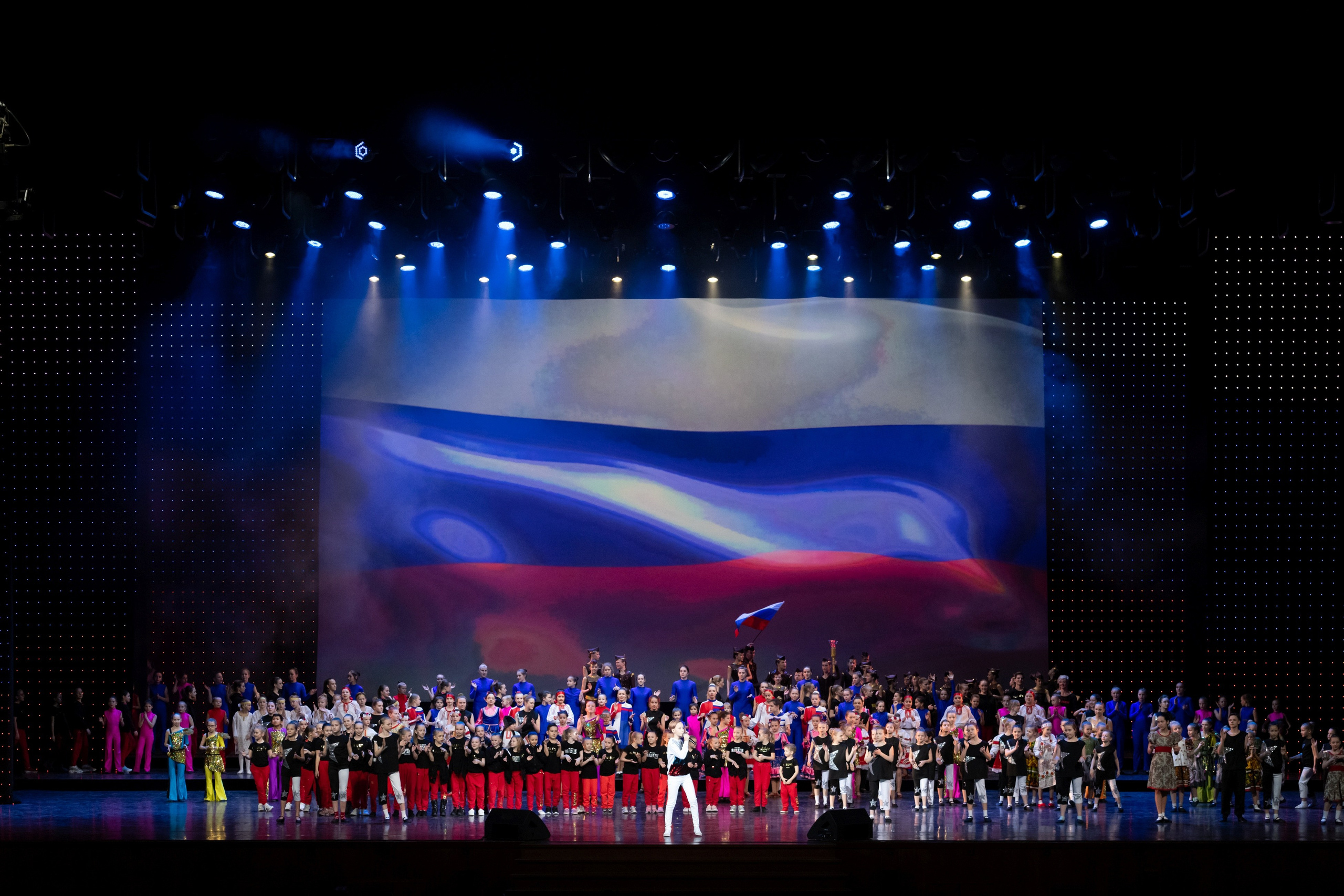 2 февраля, концерт Таланты России, Кремлевский Дворец. Золотое яблочко