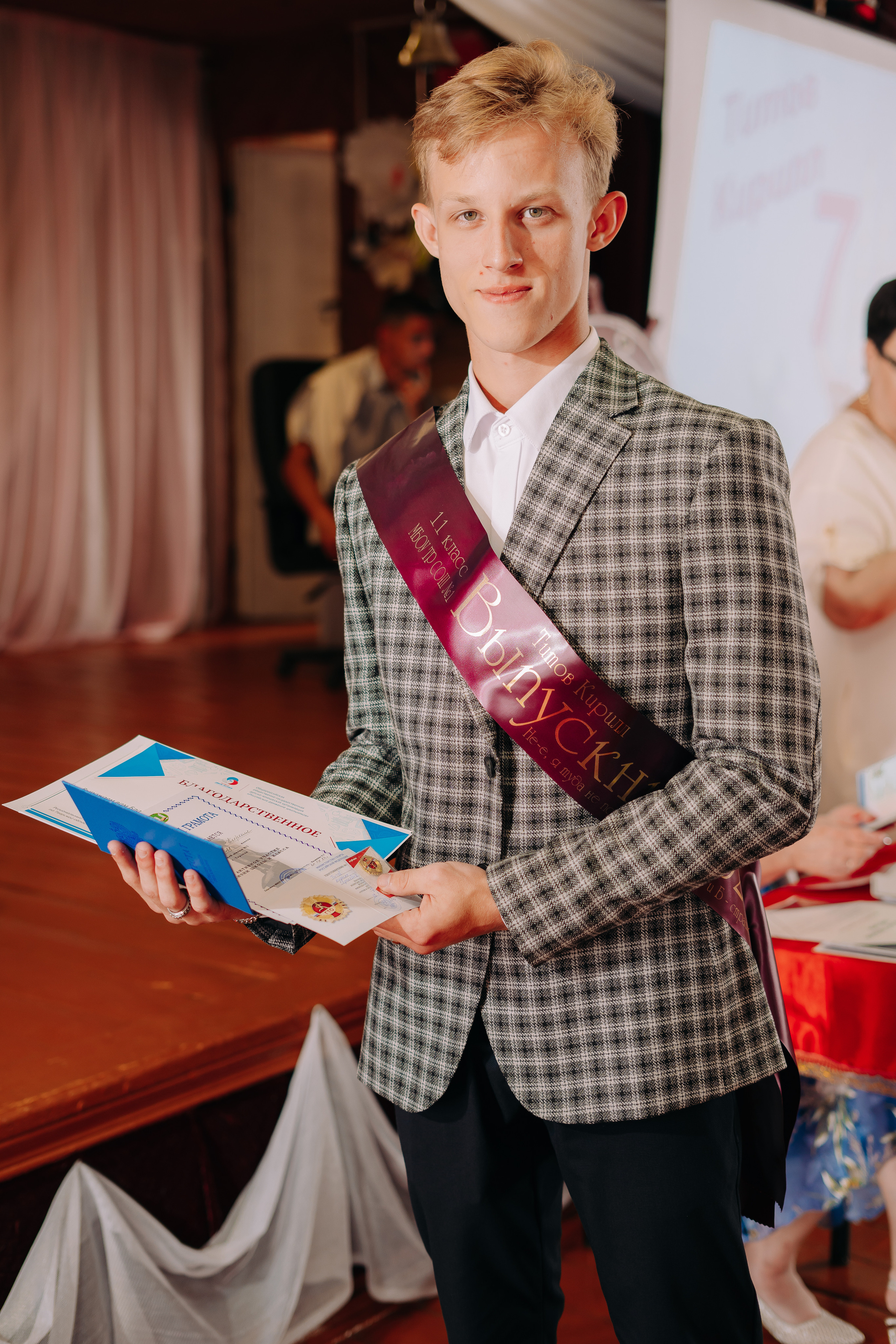Выпускной 11 класс. Фотограф Торопец Кристина Абрамова Kanwellia photography