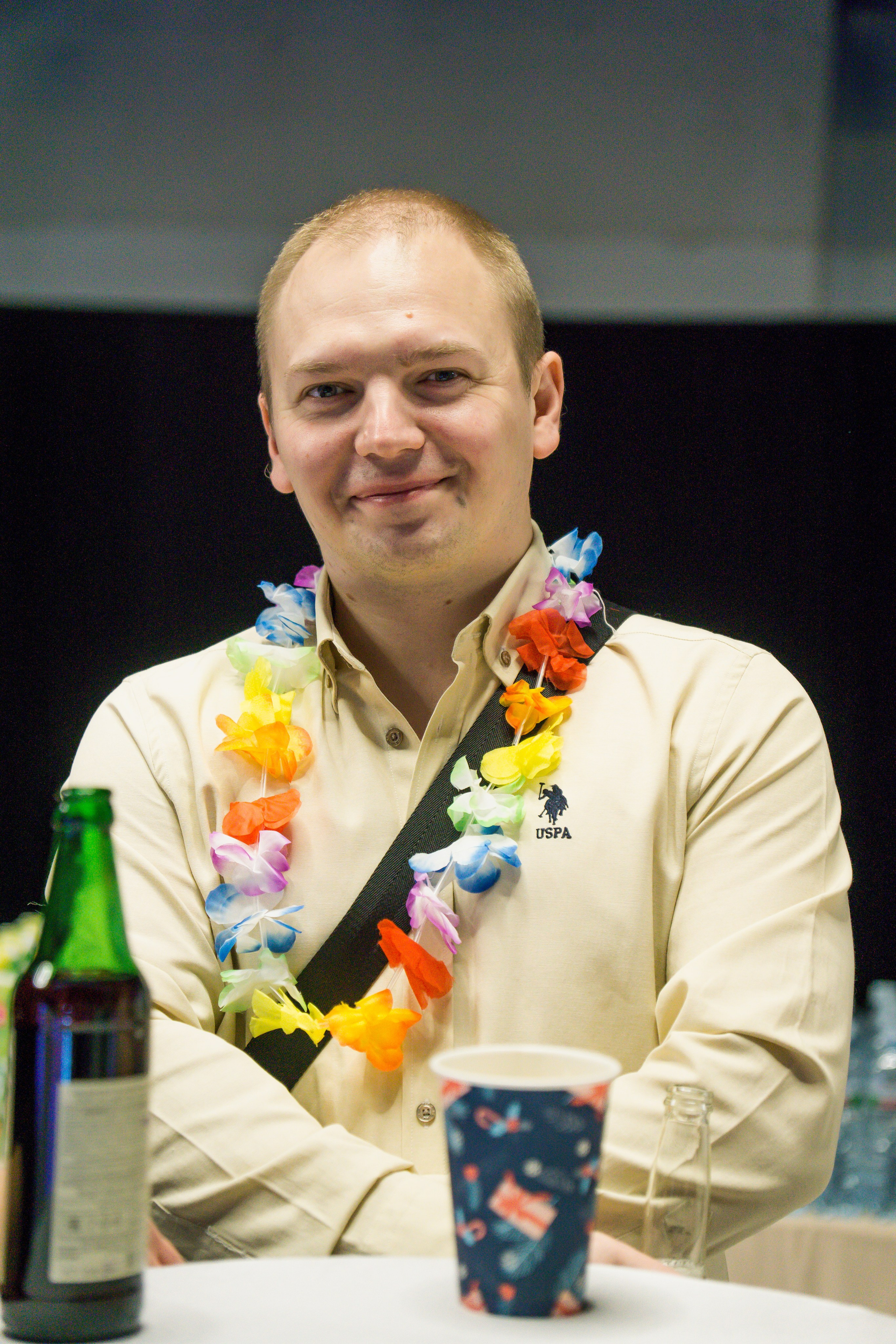 МТС корпоратив Гавайская вечеринка. Фотограф