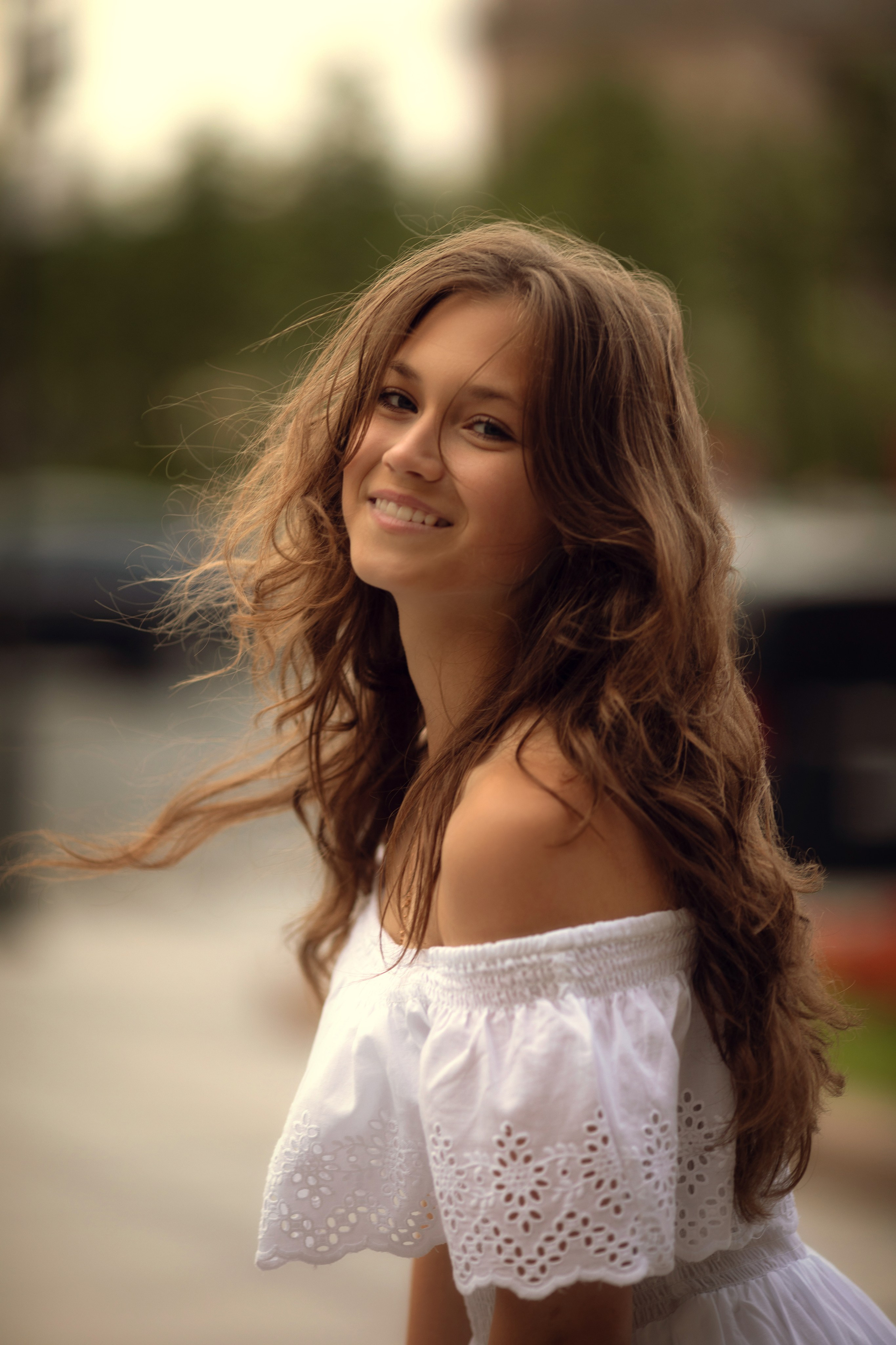 Фотосессия для девушки подростка в центре города. Детский и семейный фотограф Муксимова Ирина