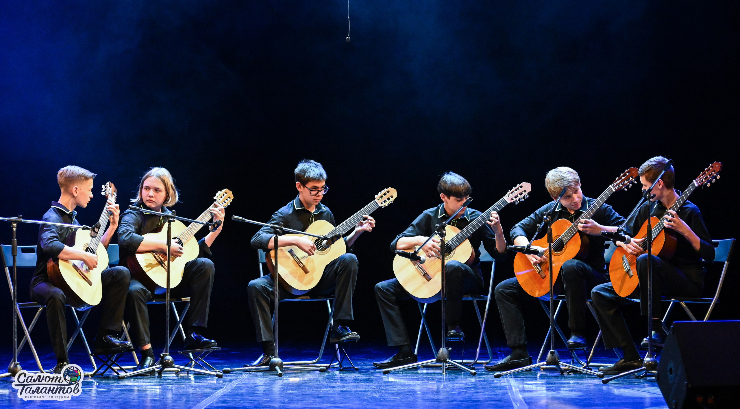 30.10.2024 6-й Международный Творческий Фестиваль-Конкурс «СЕРДЦЕ УРАЛА» г. Екб. Медиастудия Фото Концепт