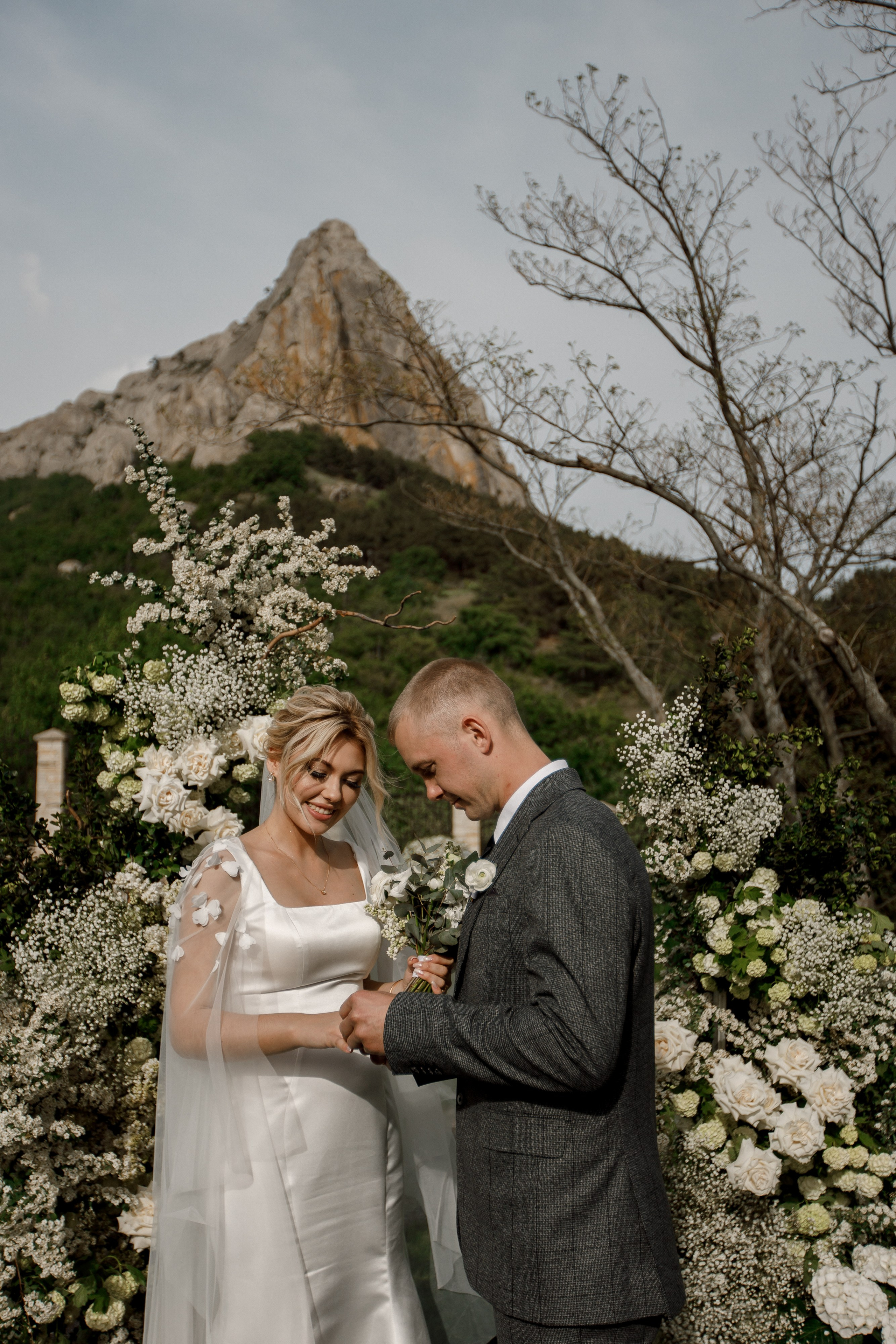 Денис и Алина. Белый замок. Фотограф Анна Лейман. Севастополь