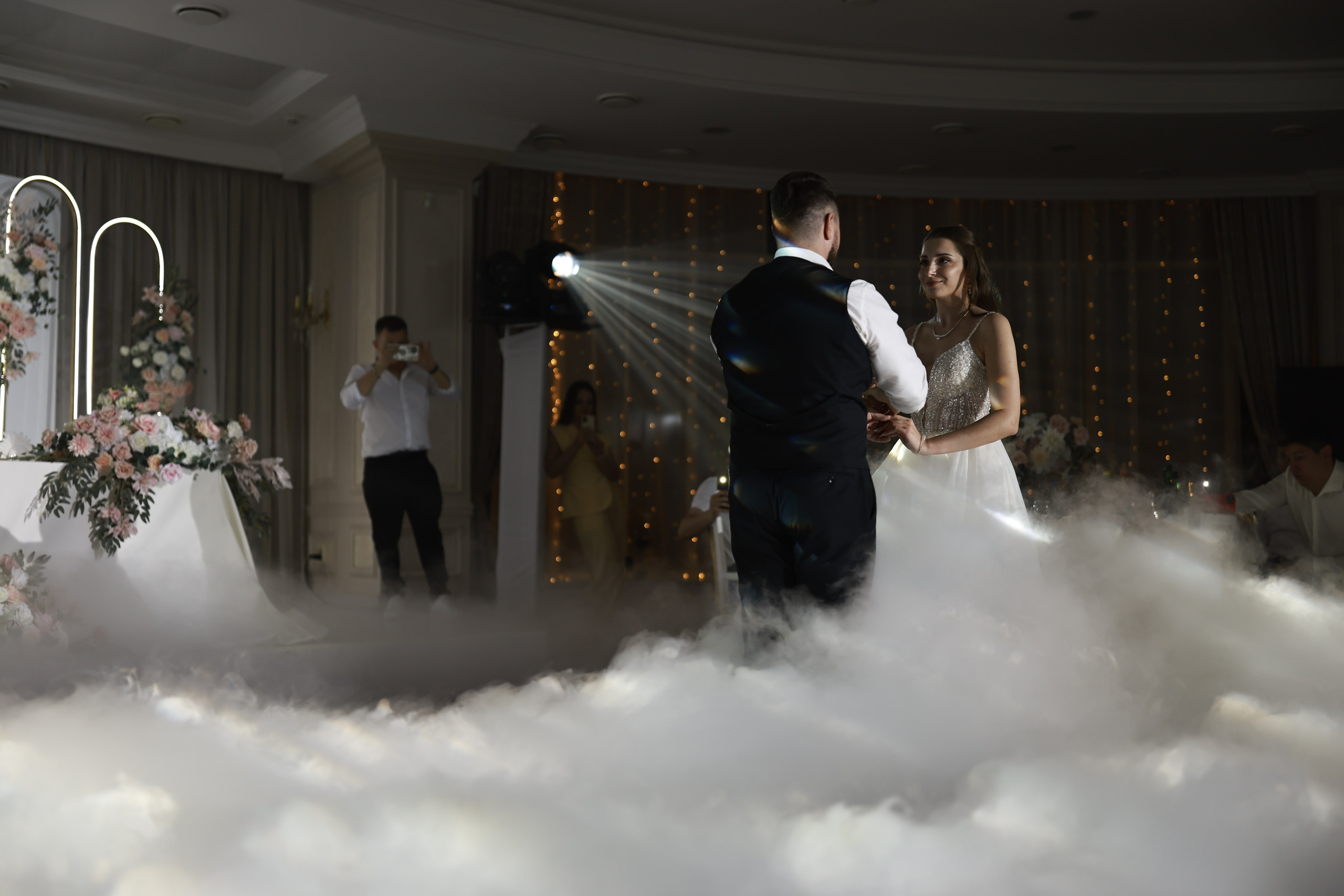 Н и В. Фотограф Олег Сотник