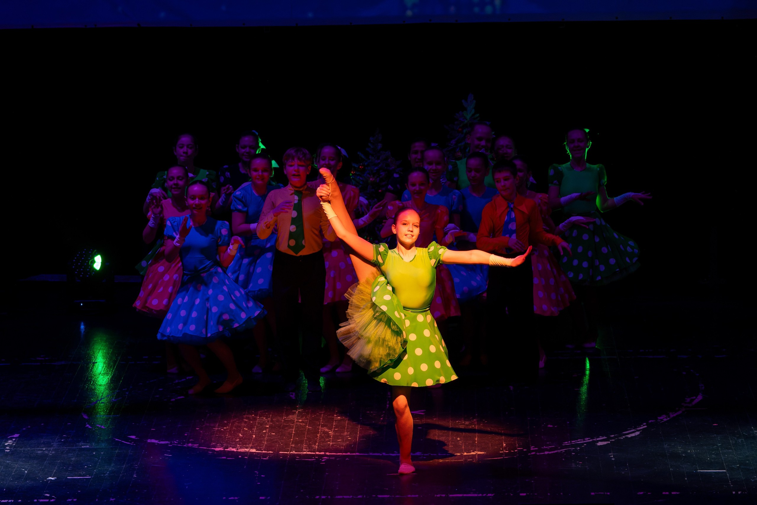 Съёмка новогодних праздников, елки для детей и родителей. «Студия DRONAVT`s» — видеосъёмка и фотография г. Москва