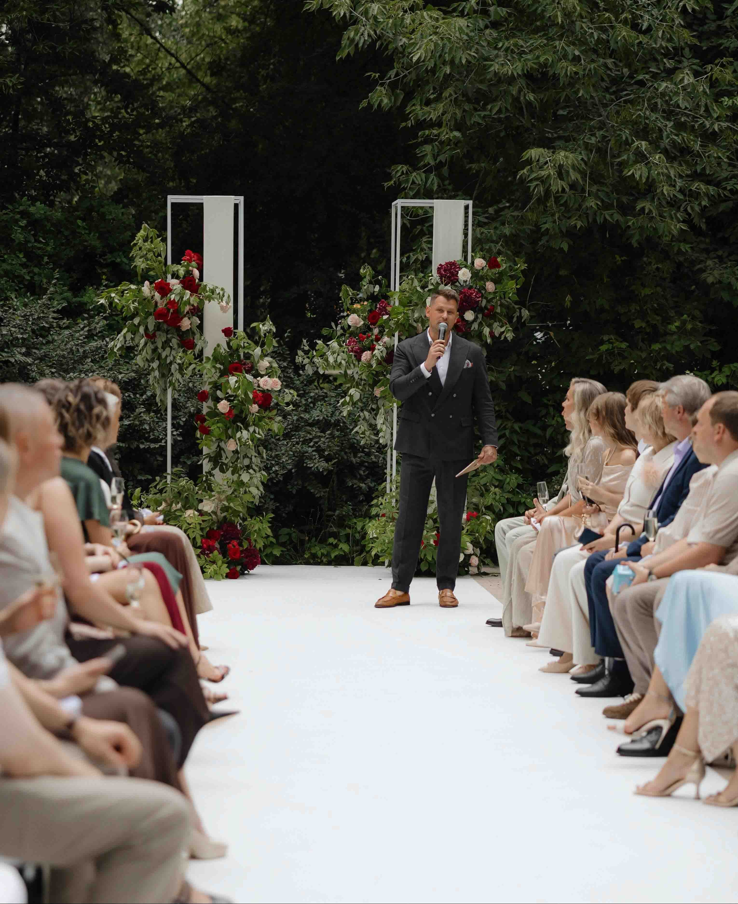 Ведущий Царев. Подрядчики и друзья сети свадебных площадок House for wedding