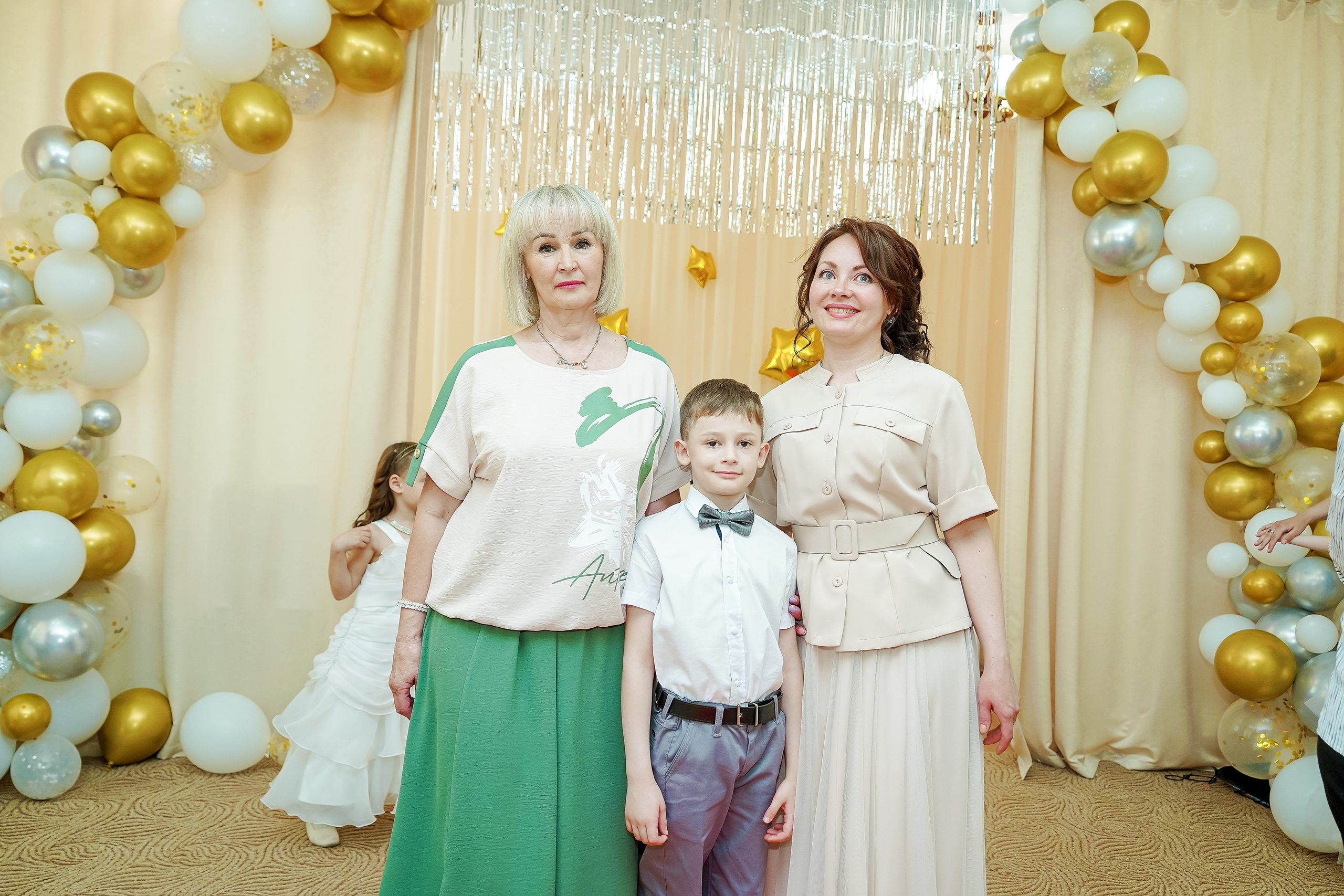 Фотосъемка видеосъёмка фотограф видеооператор новогодних утренников  в. Фотограф, видеооператор Нина Коршунова