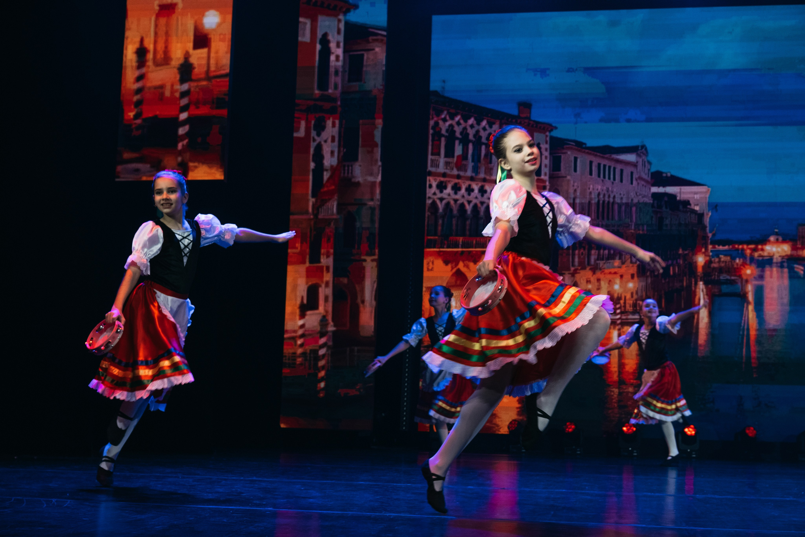 СурГУ 23.12.23. Репортажный и свадебный фотограф в Сургуте