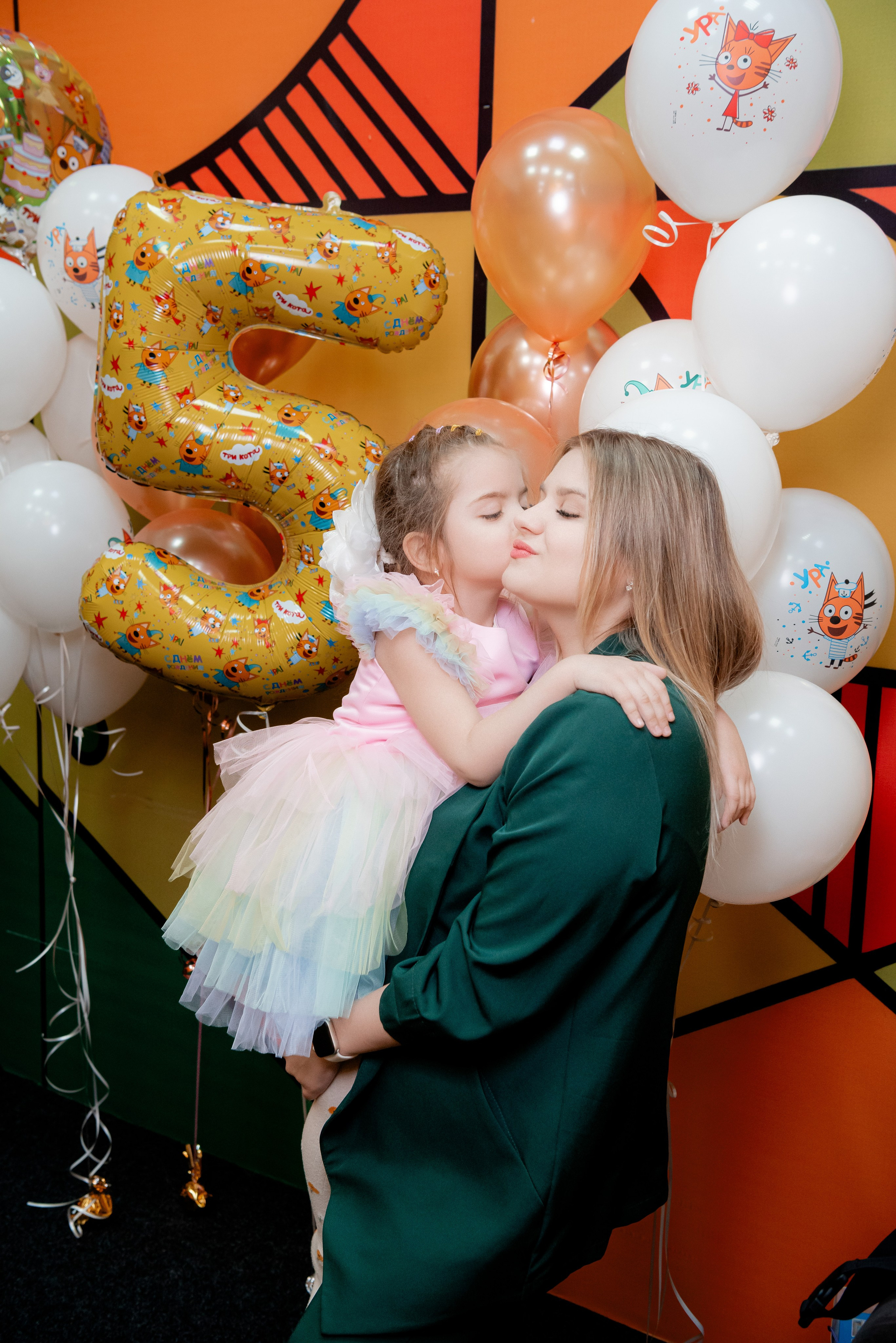 ДР В Локо Мотив Аниматоры Три кота. Фотограф в Волгограде и Волжском Александр Горбань